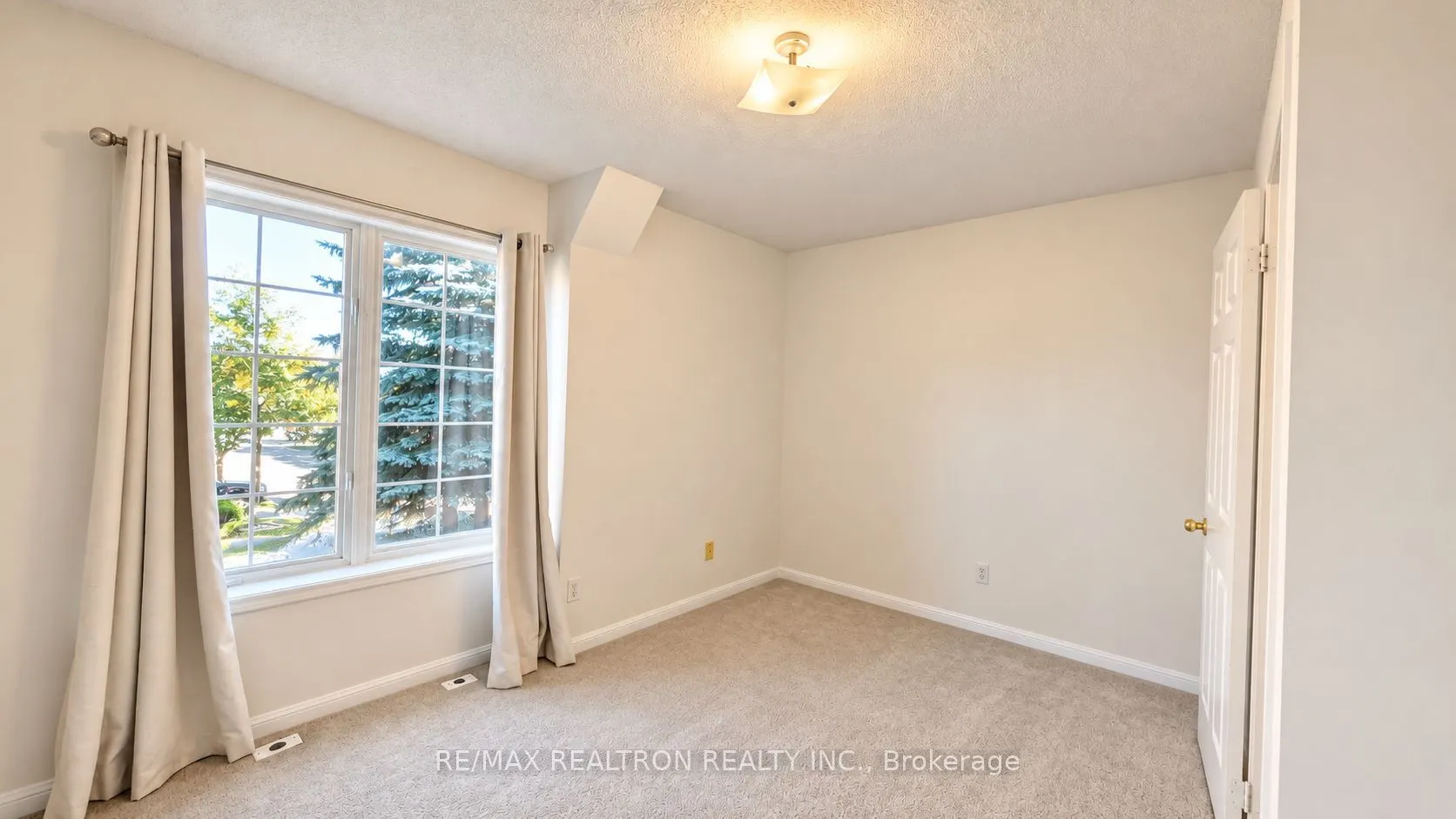 22 St Moritz Way #7