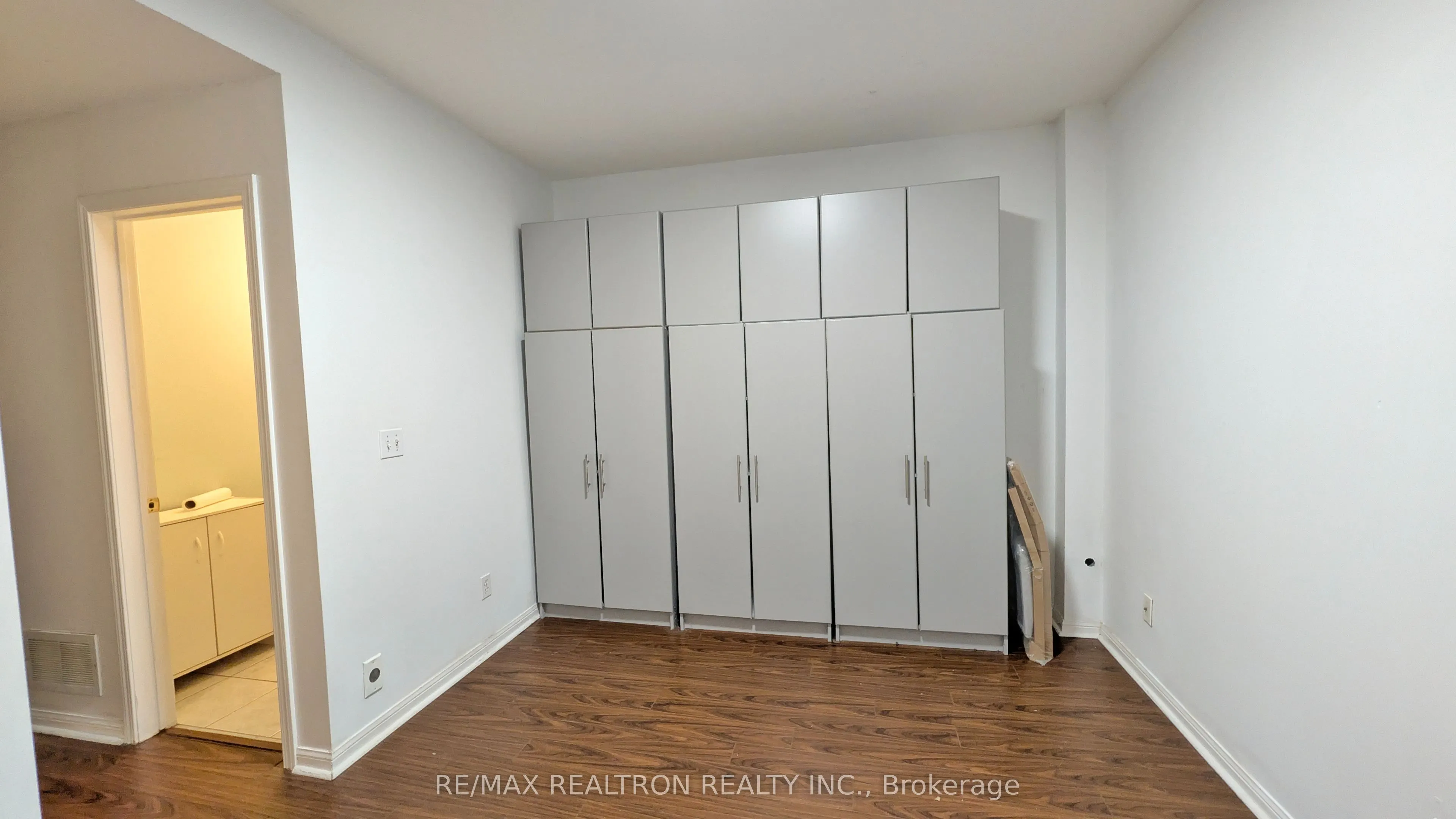 22 St Moritz Way #7