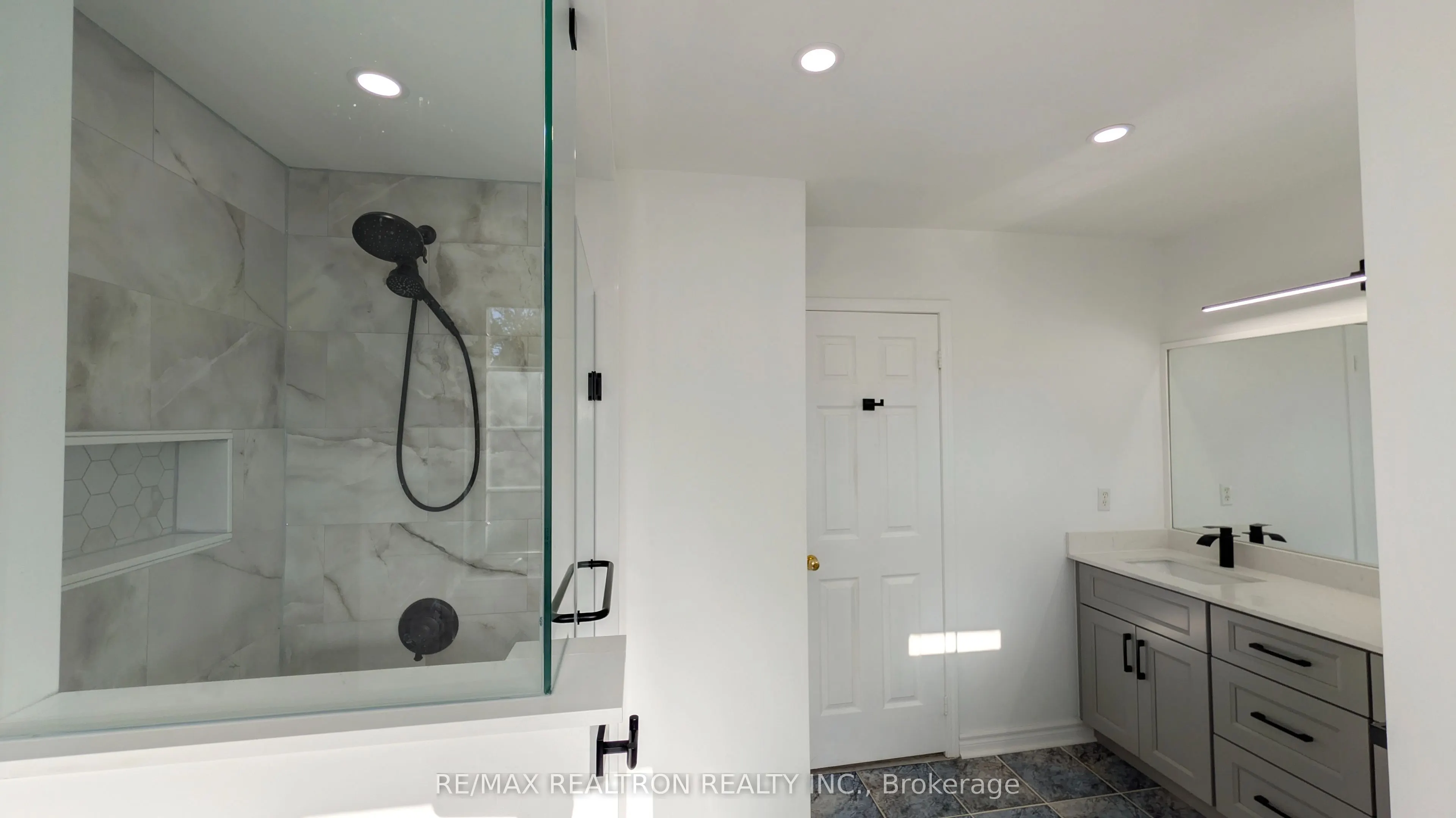 22 St Moritz Way #7