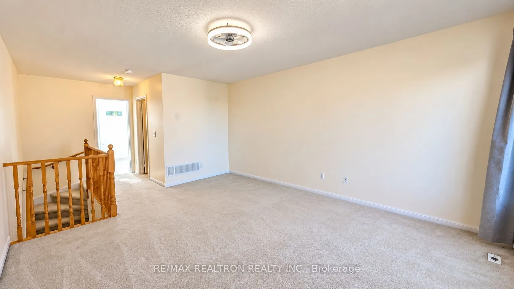 22 St Moritz Way #7