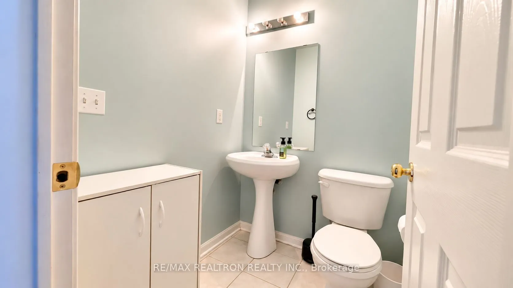 22 St Moritz Way #7