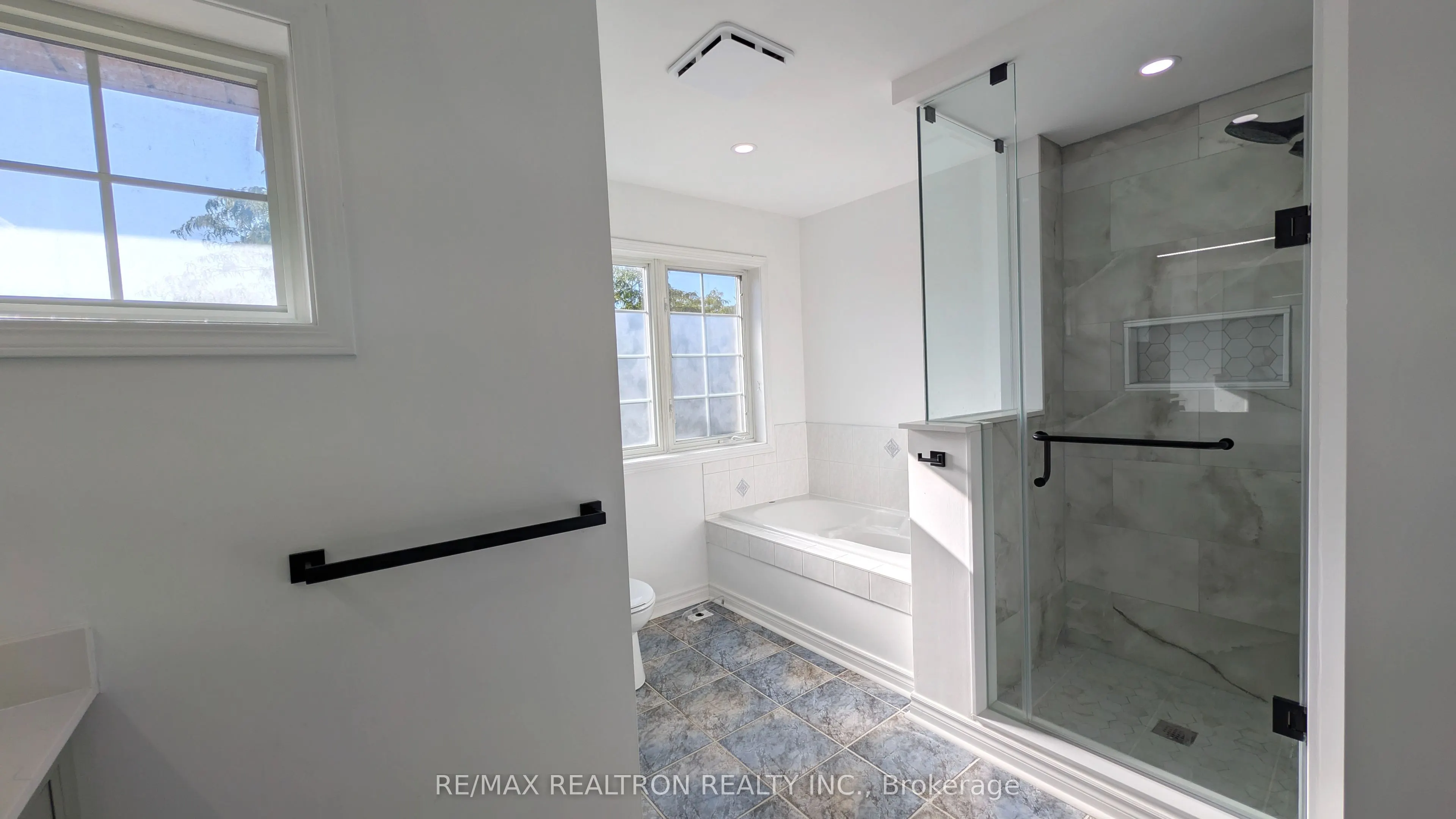 22 St Moritz Way #7