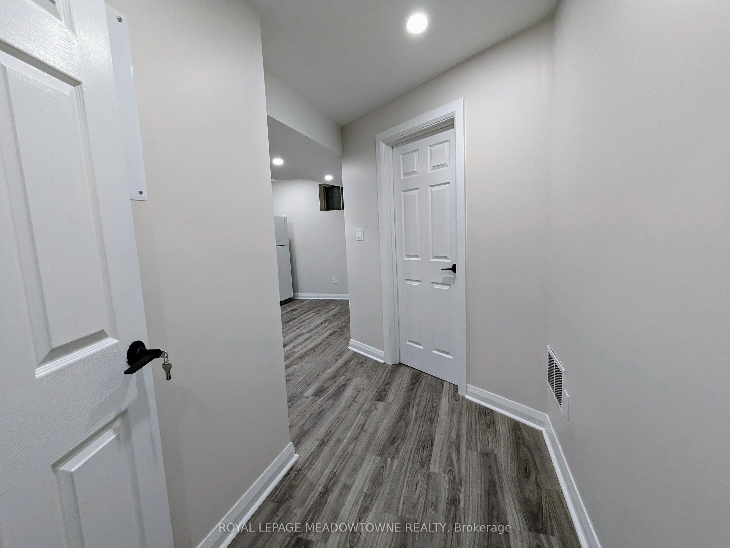 737 Botany Hill Crescent #B