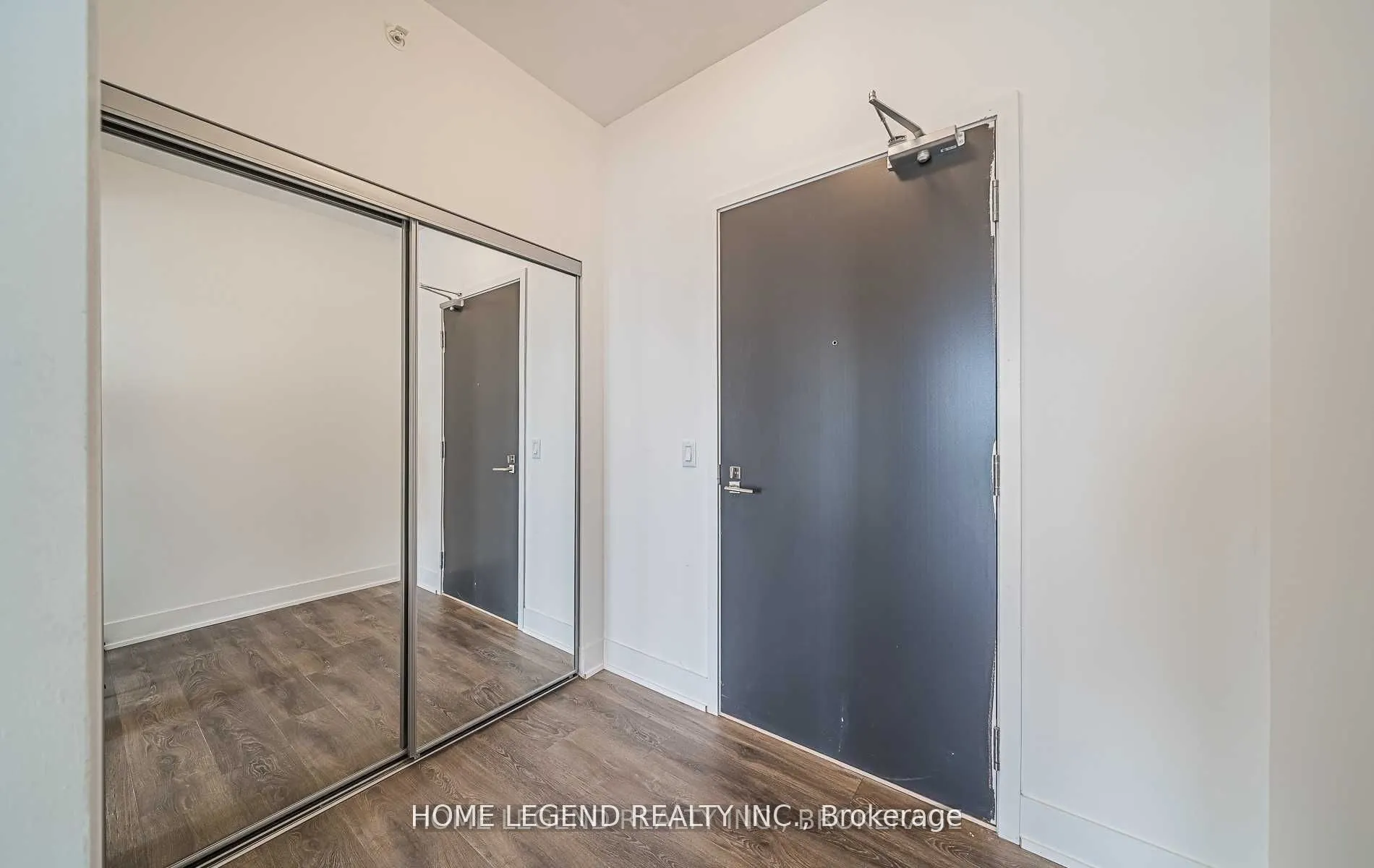 2916 Highway 7 Road W #1802