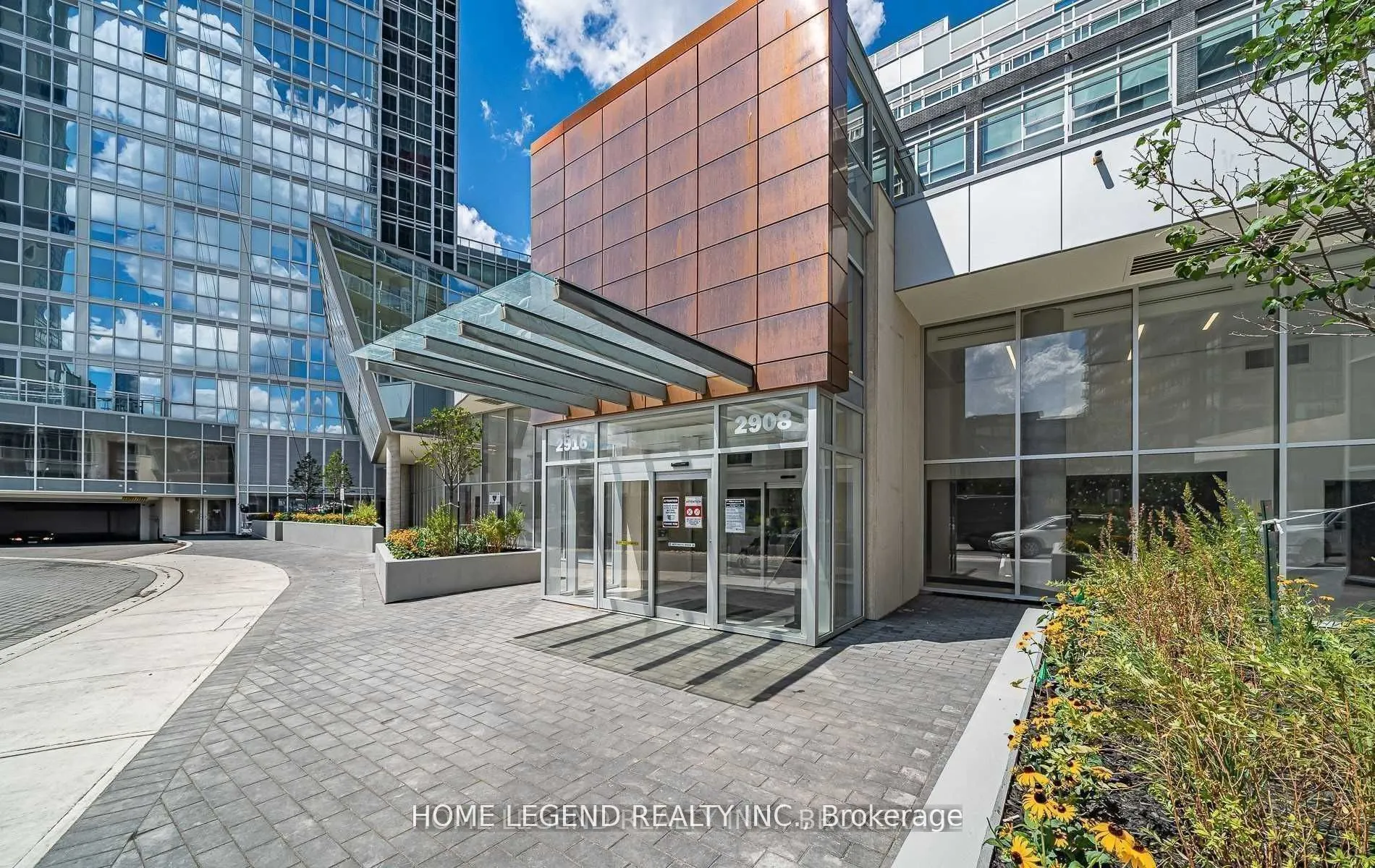 2916 Highway 7 Road W #1802
