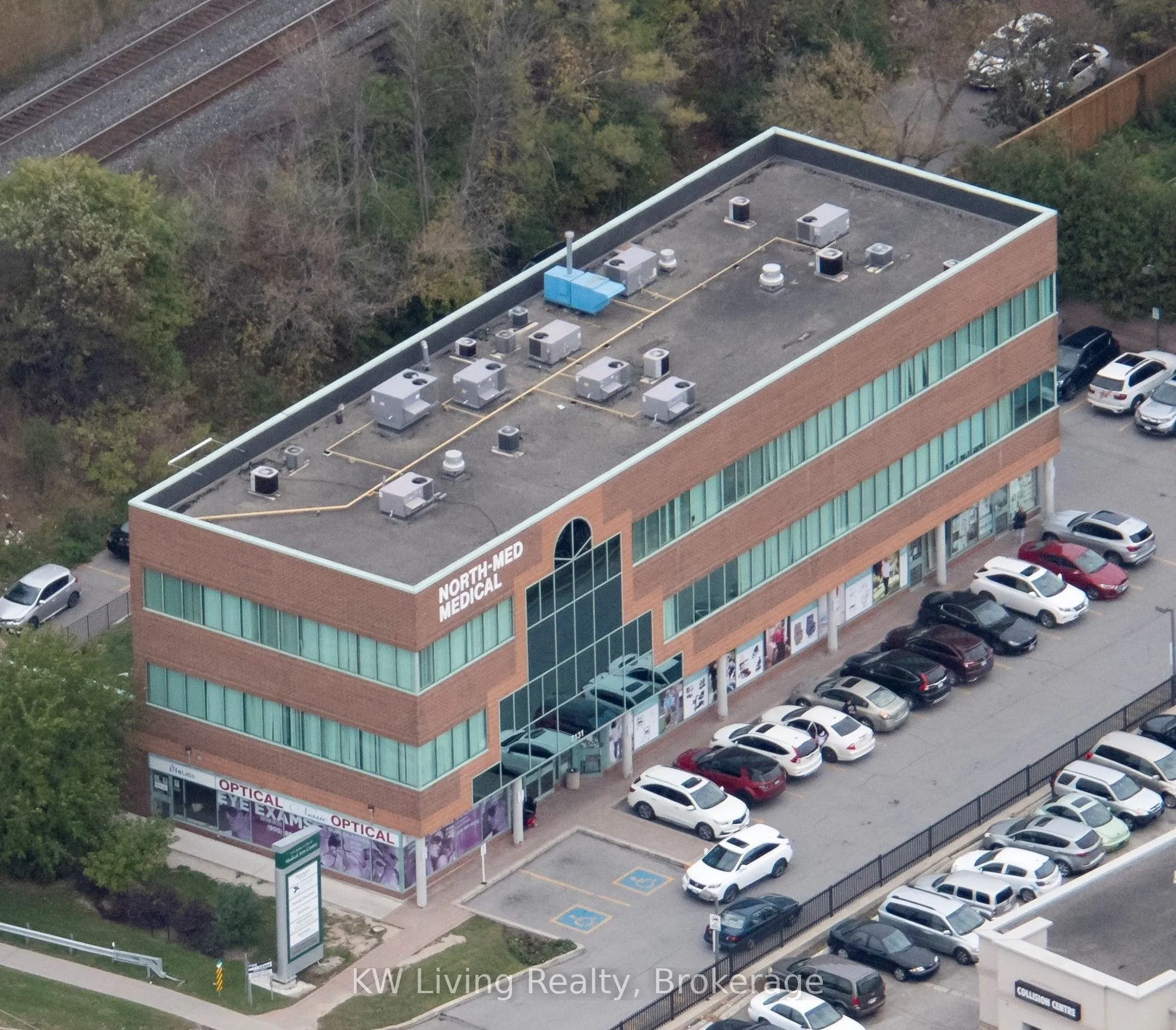 7131 Bathurst Street #LL4