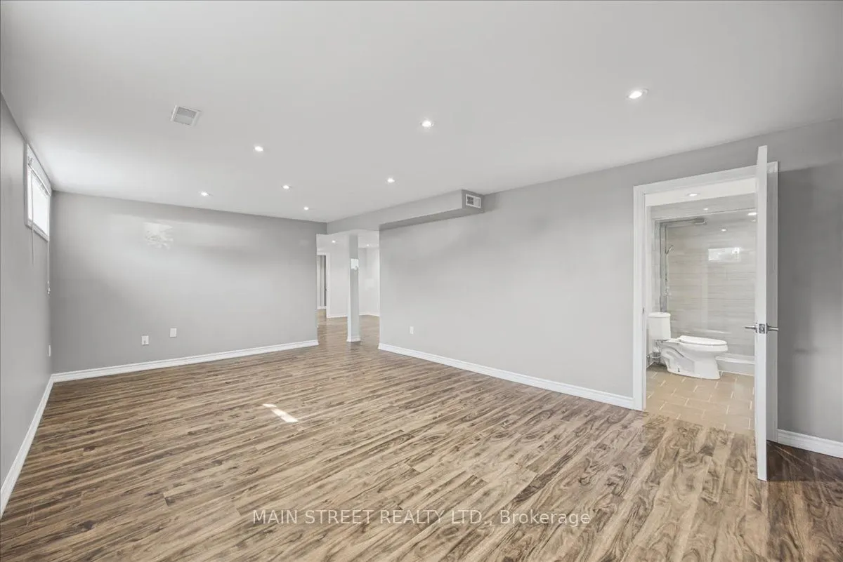 38 Townsend Avenue