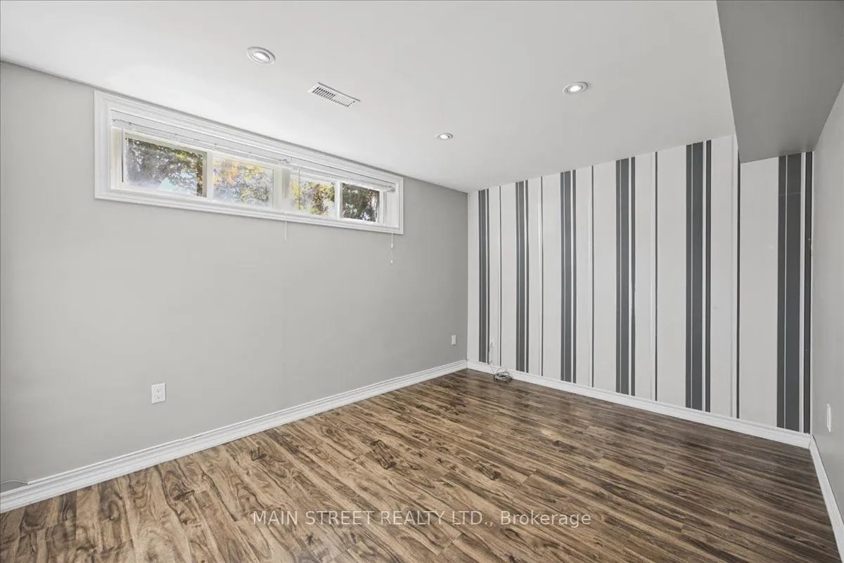 38 Townsend Avenue