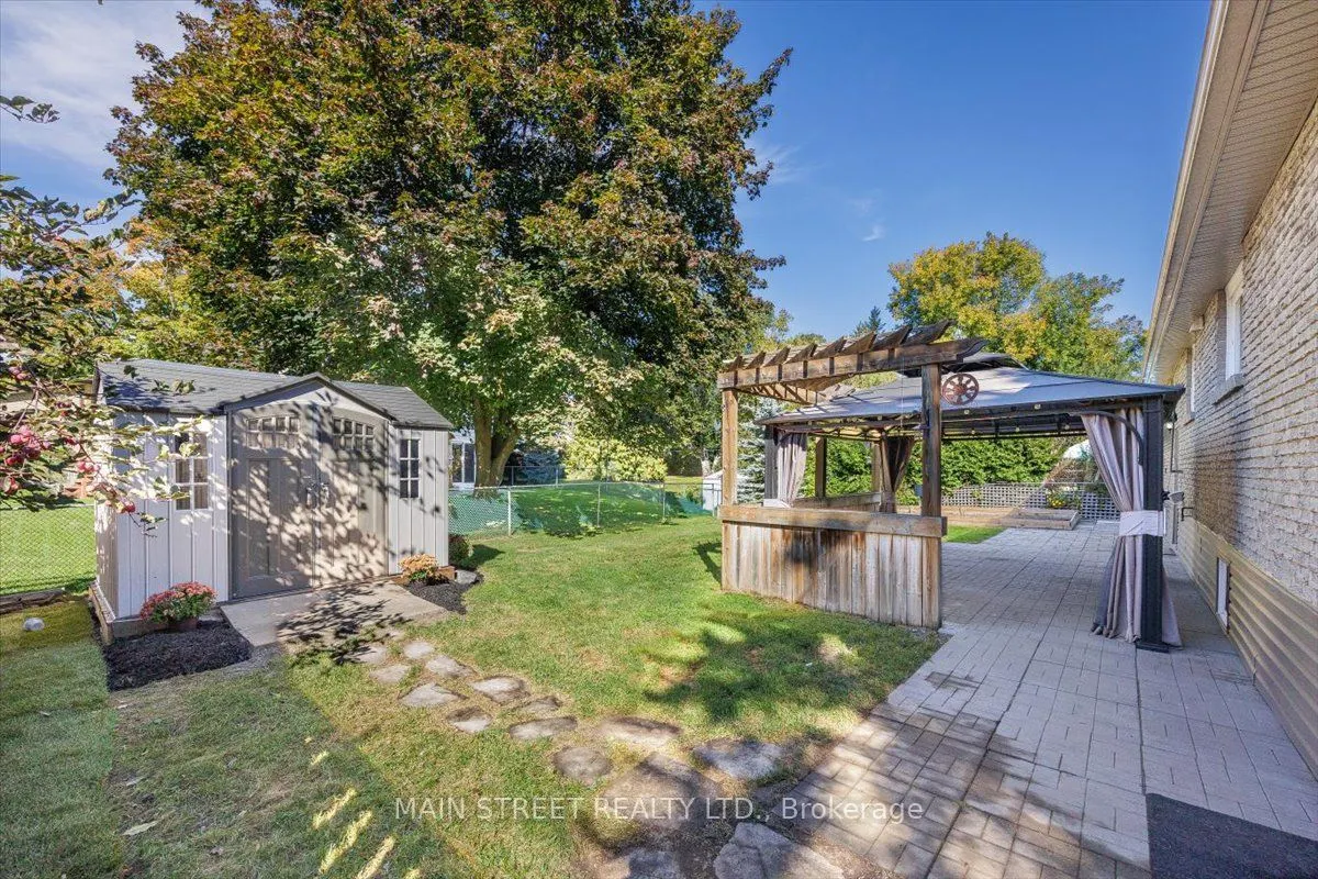 38 Townsend Avenue