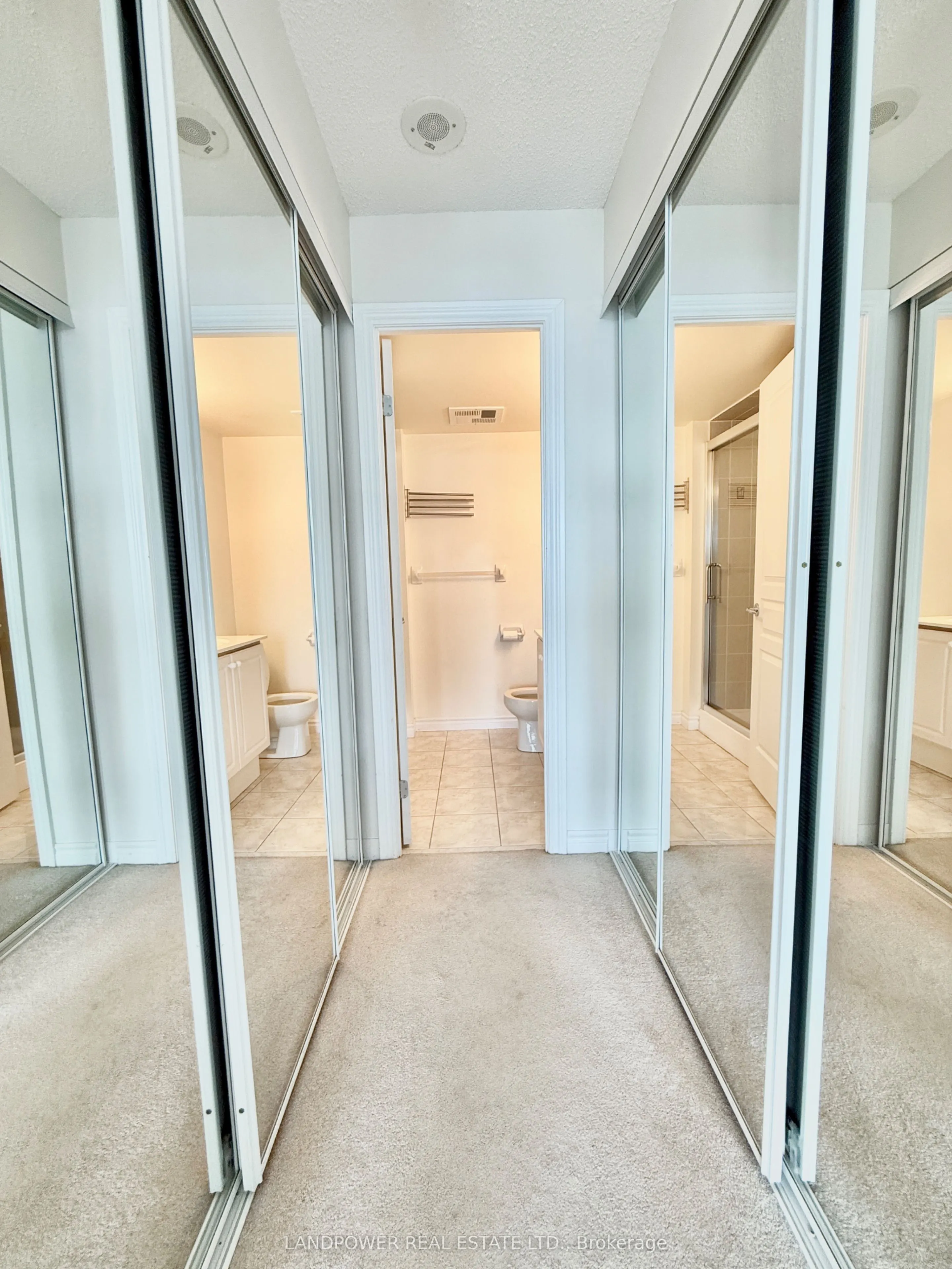 9015 Leslie Street #1202