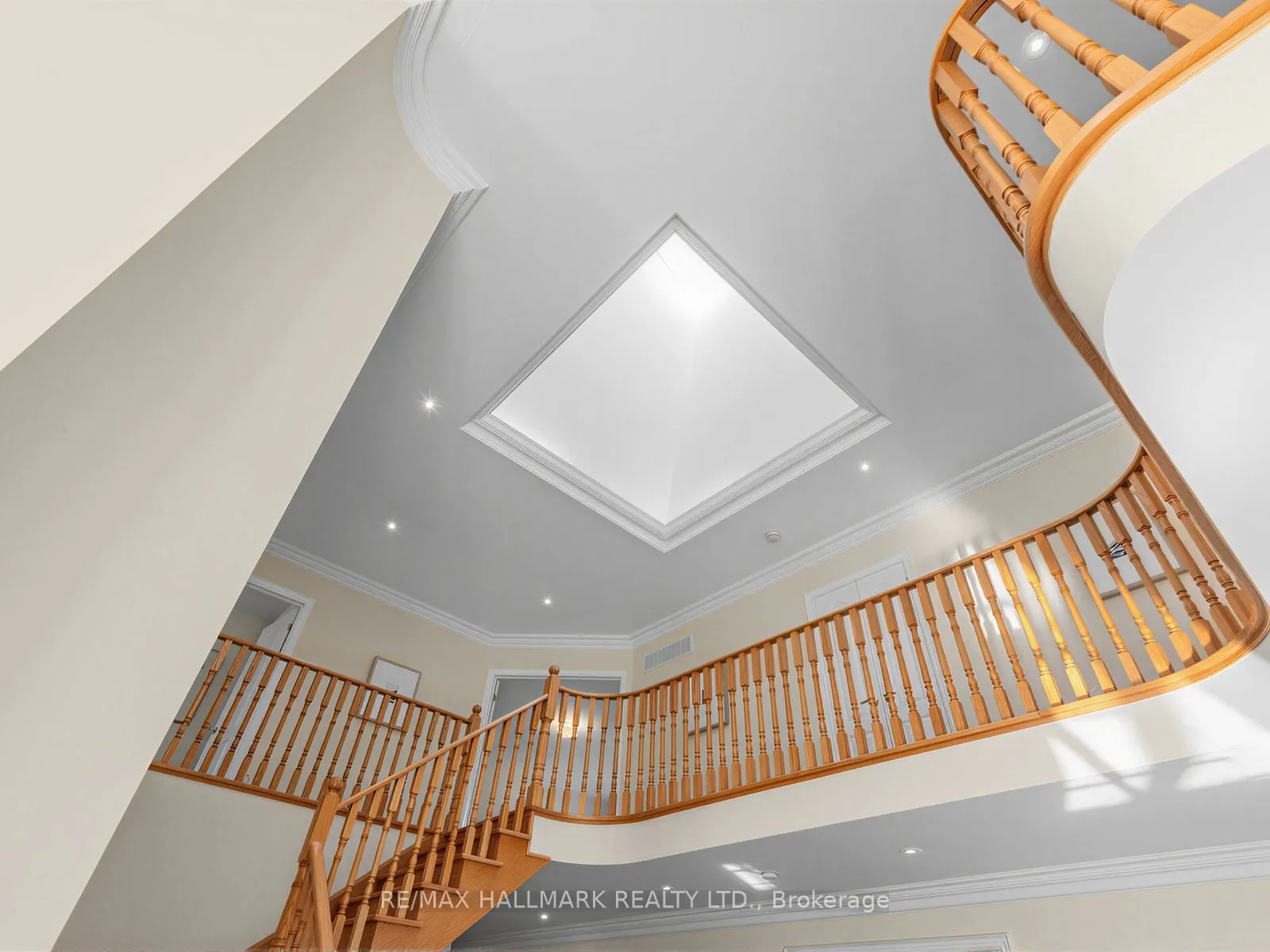 8 Ridgley Court