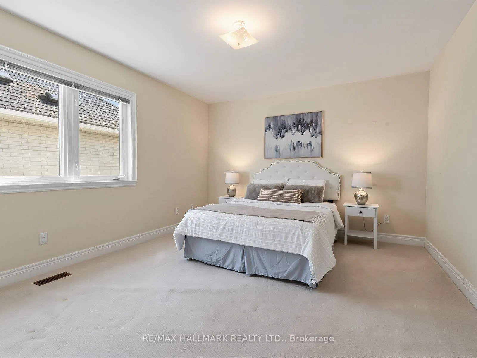 8 Ridgley Court