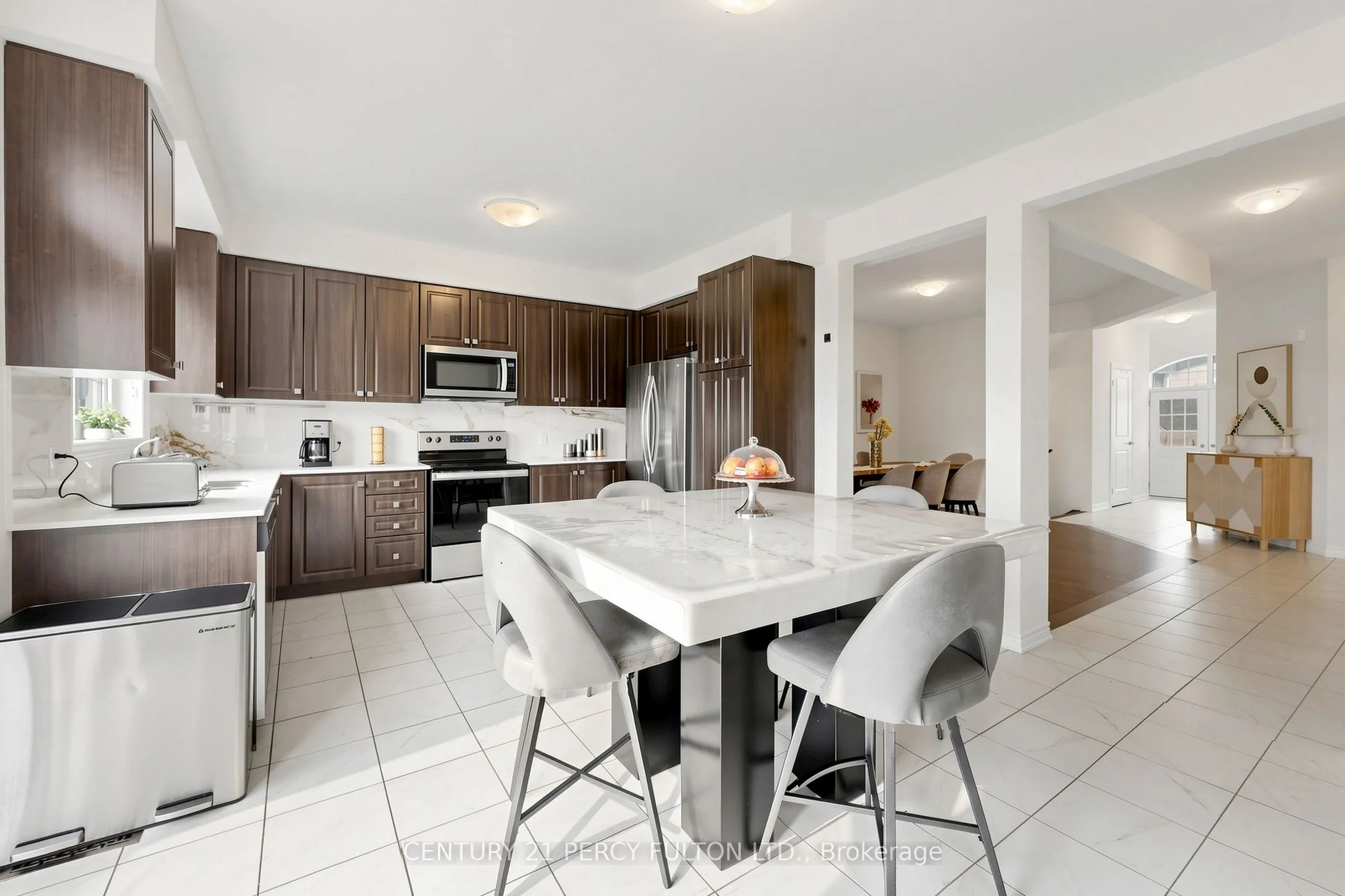 166 Ferragine Crescent
