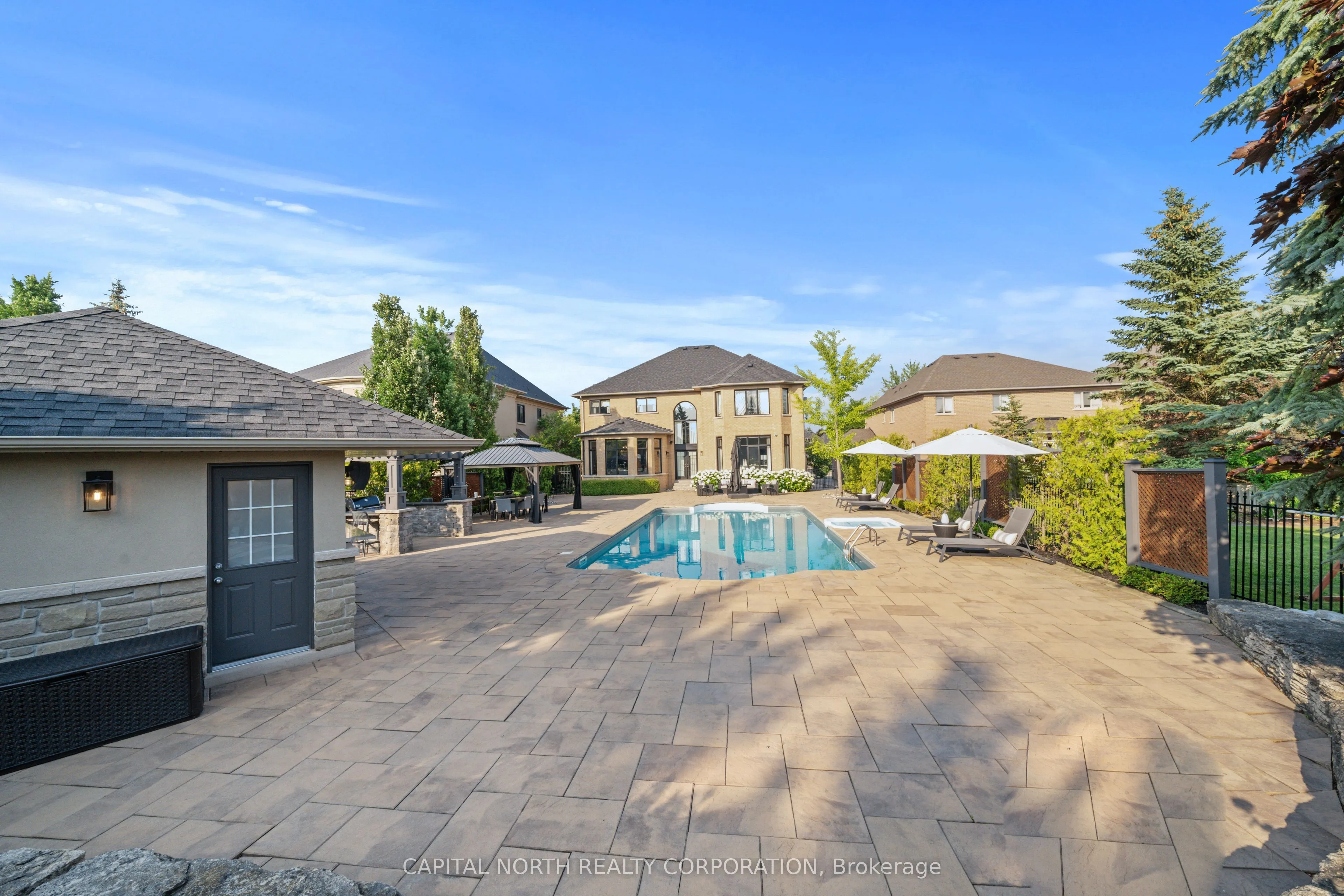 166 Weaver Court