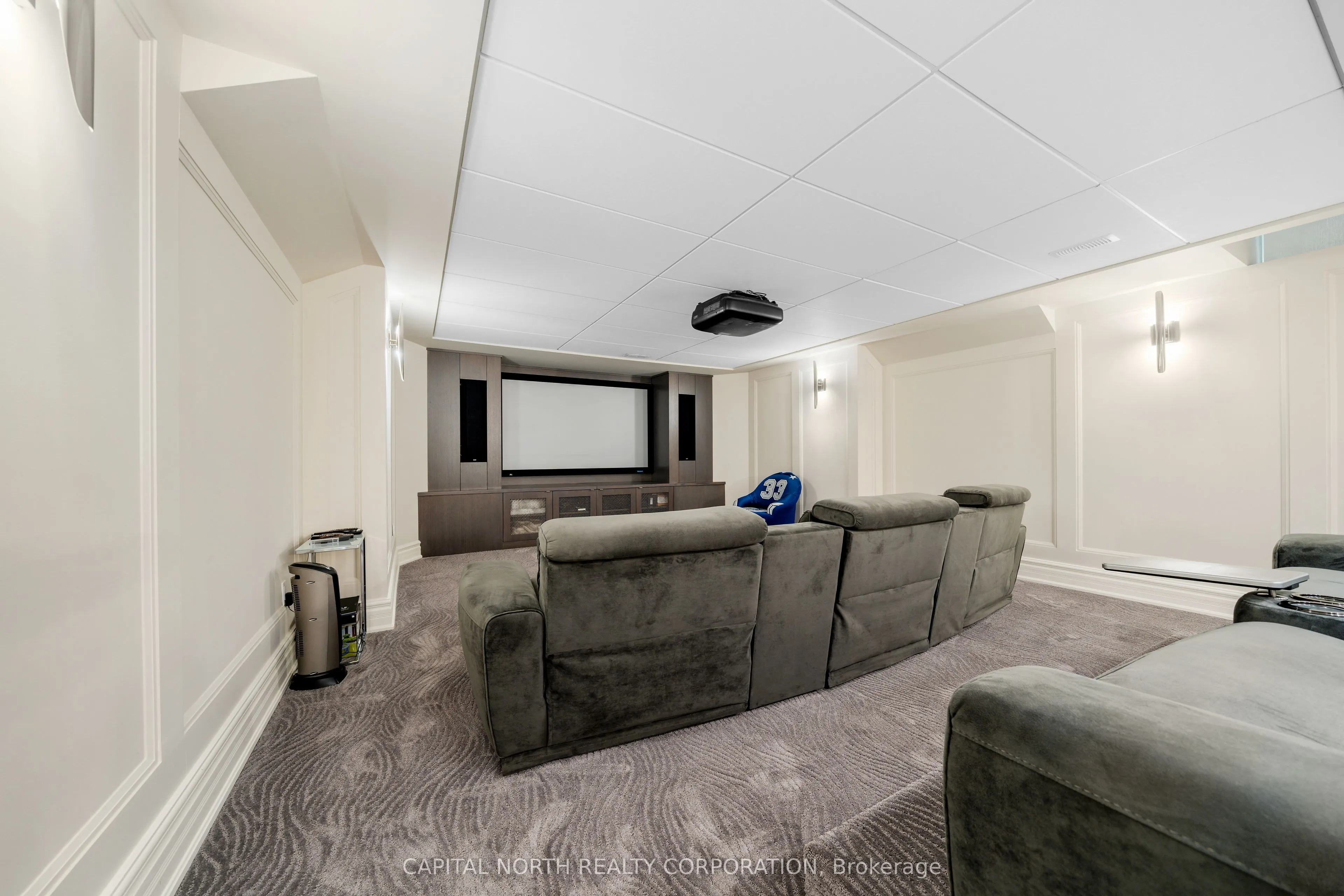 166 Weaver Court