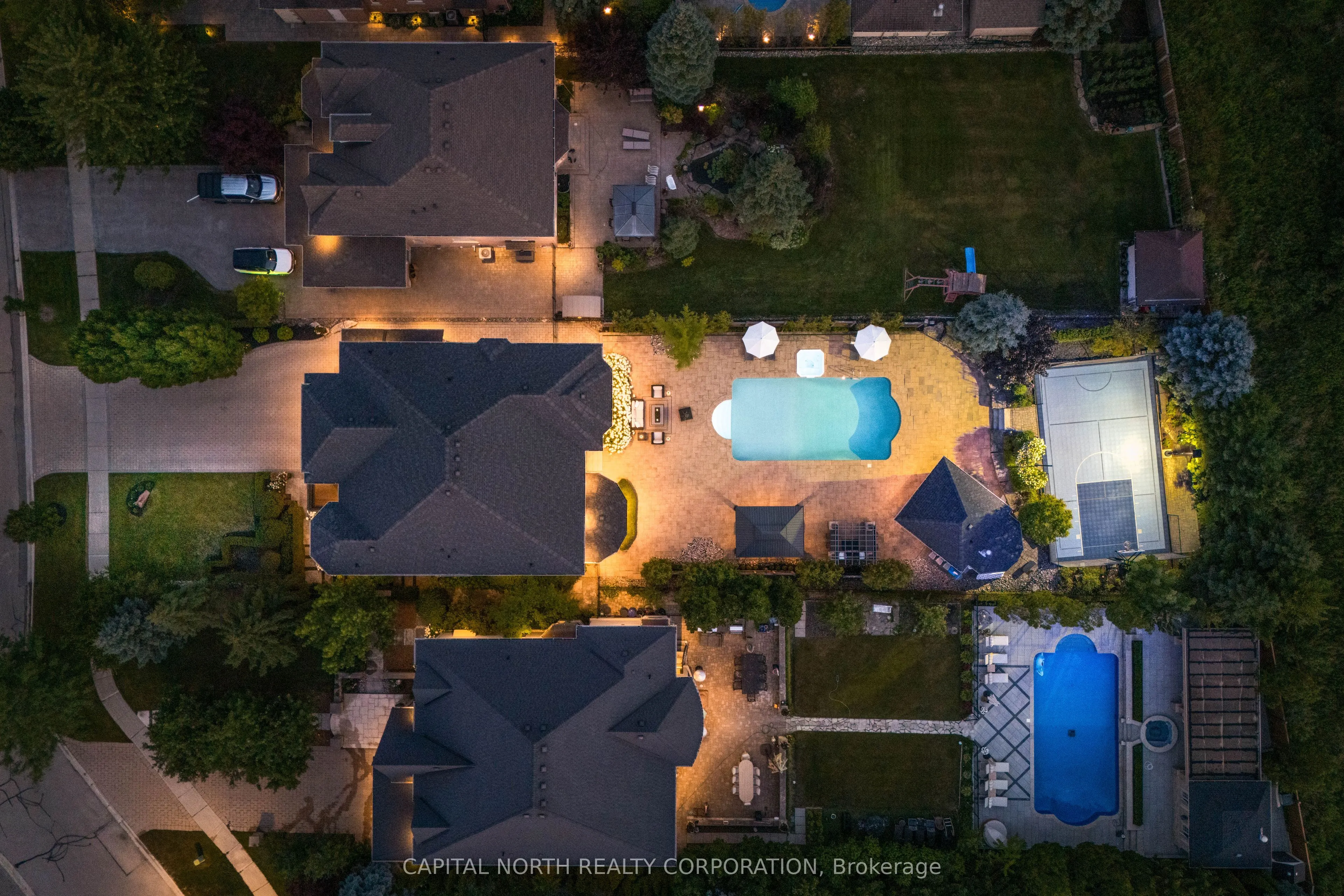 166 Weaver Court