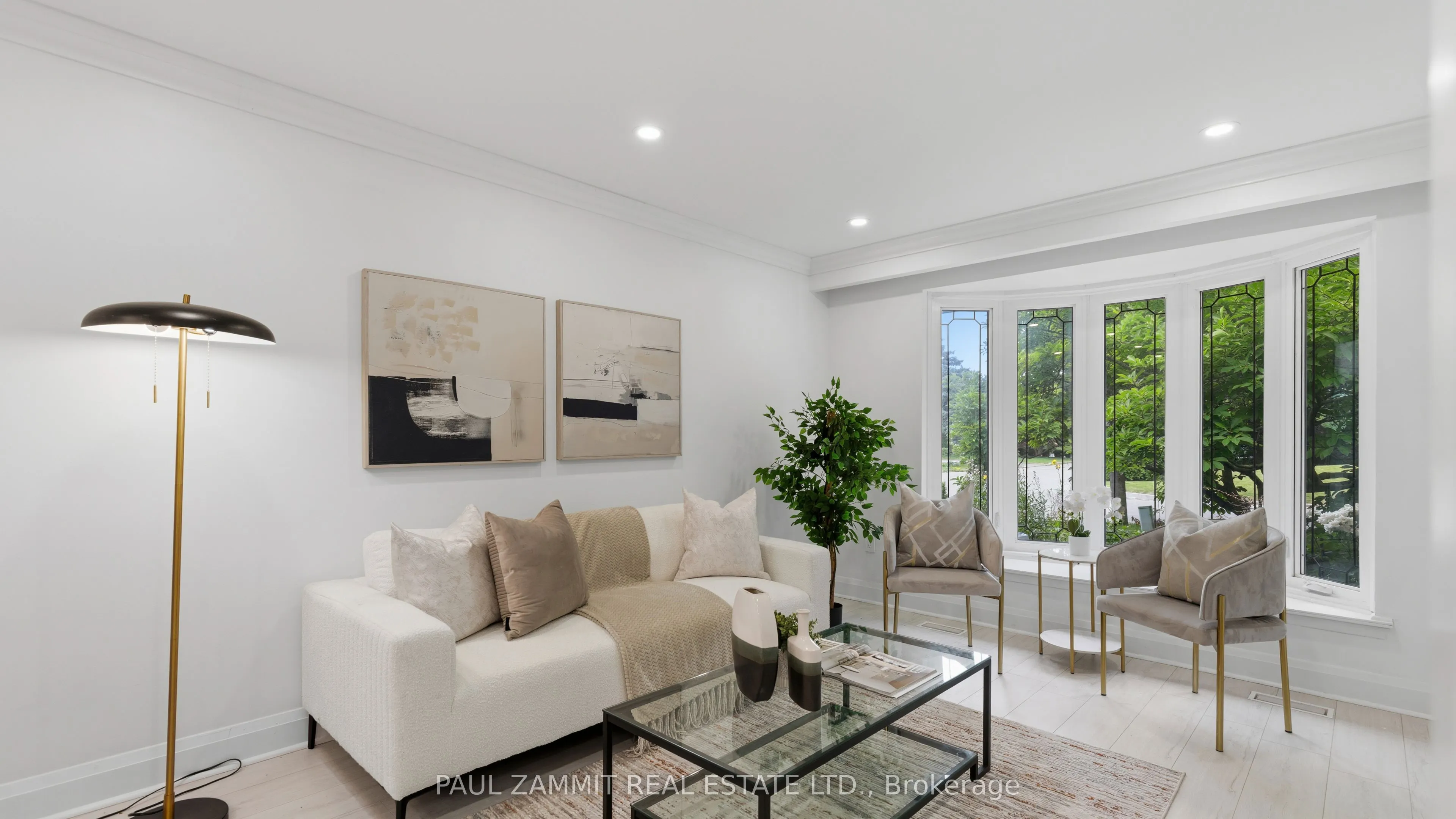 6 King Richard Court