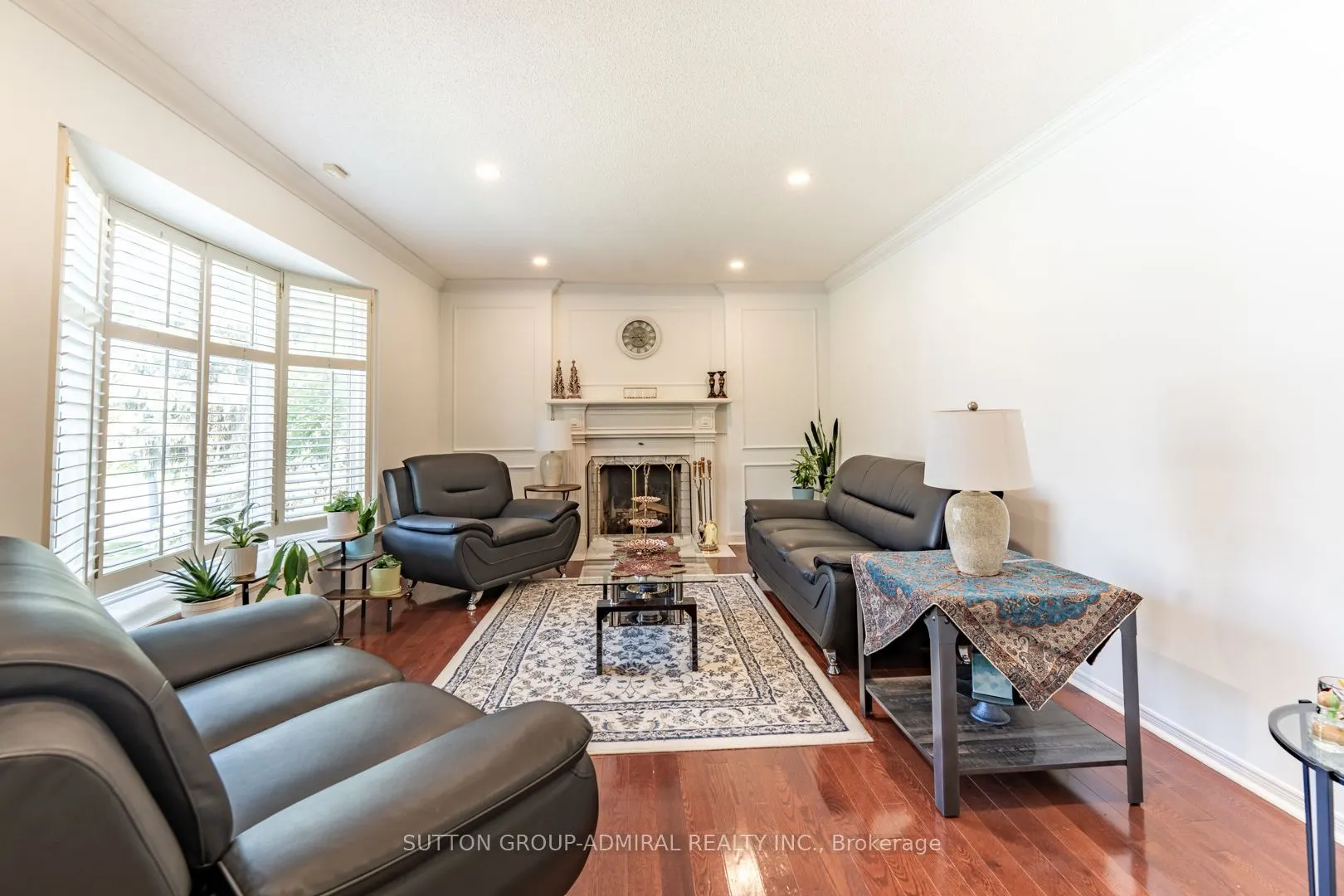 284 Murray Drive