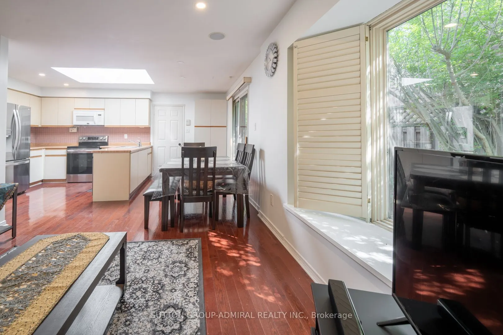 284 Murray Drive