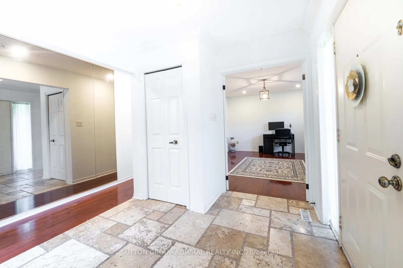284 Murray Drive