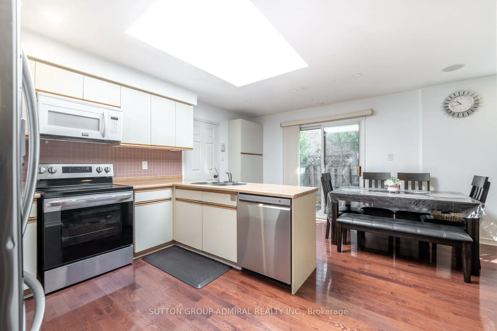 284 Murray Drive