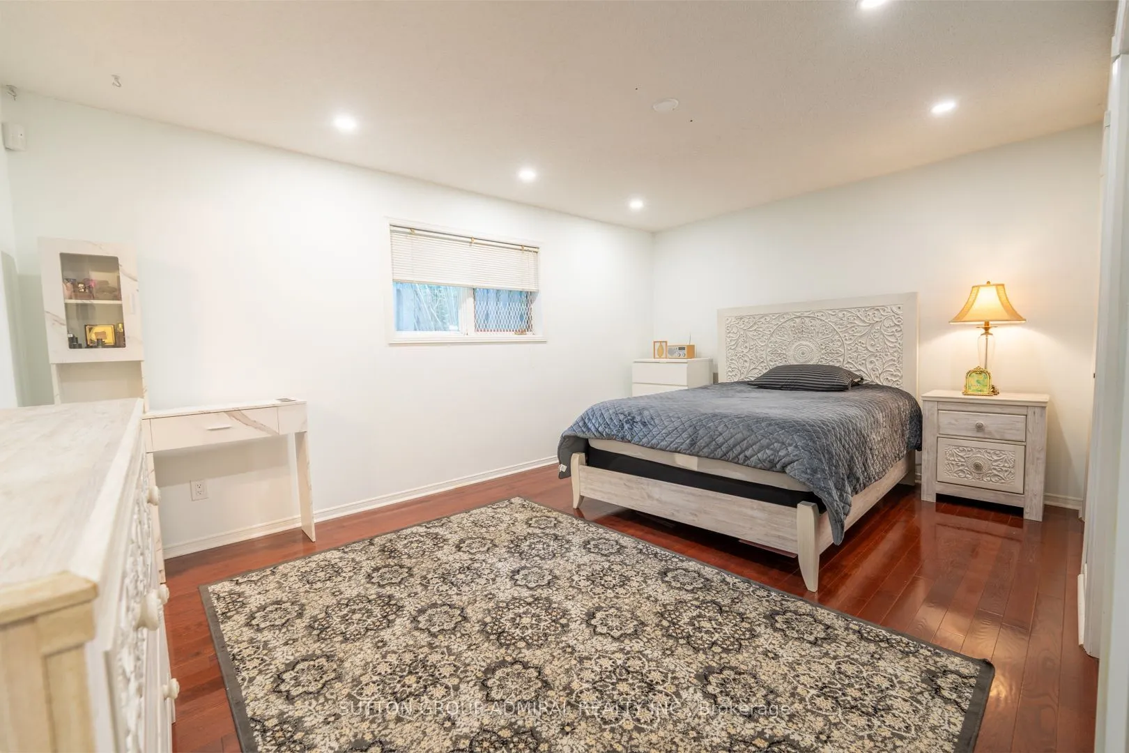 284 Murray Drive