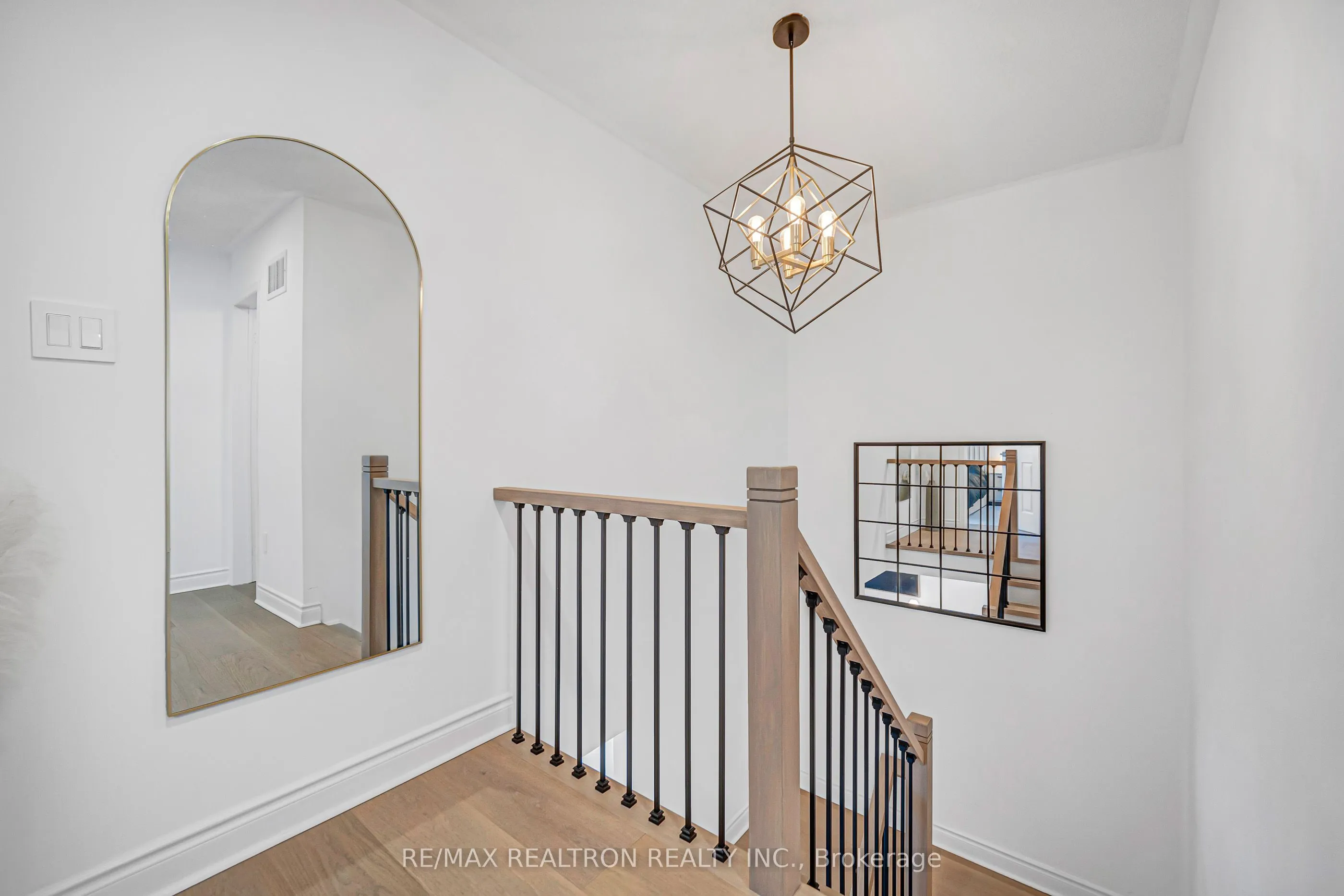 10 Macgregor Avenue