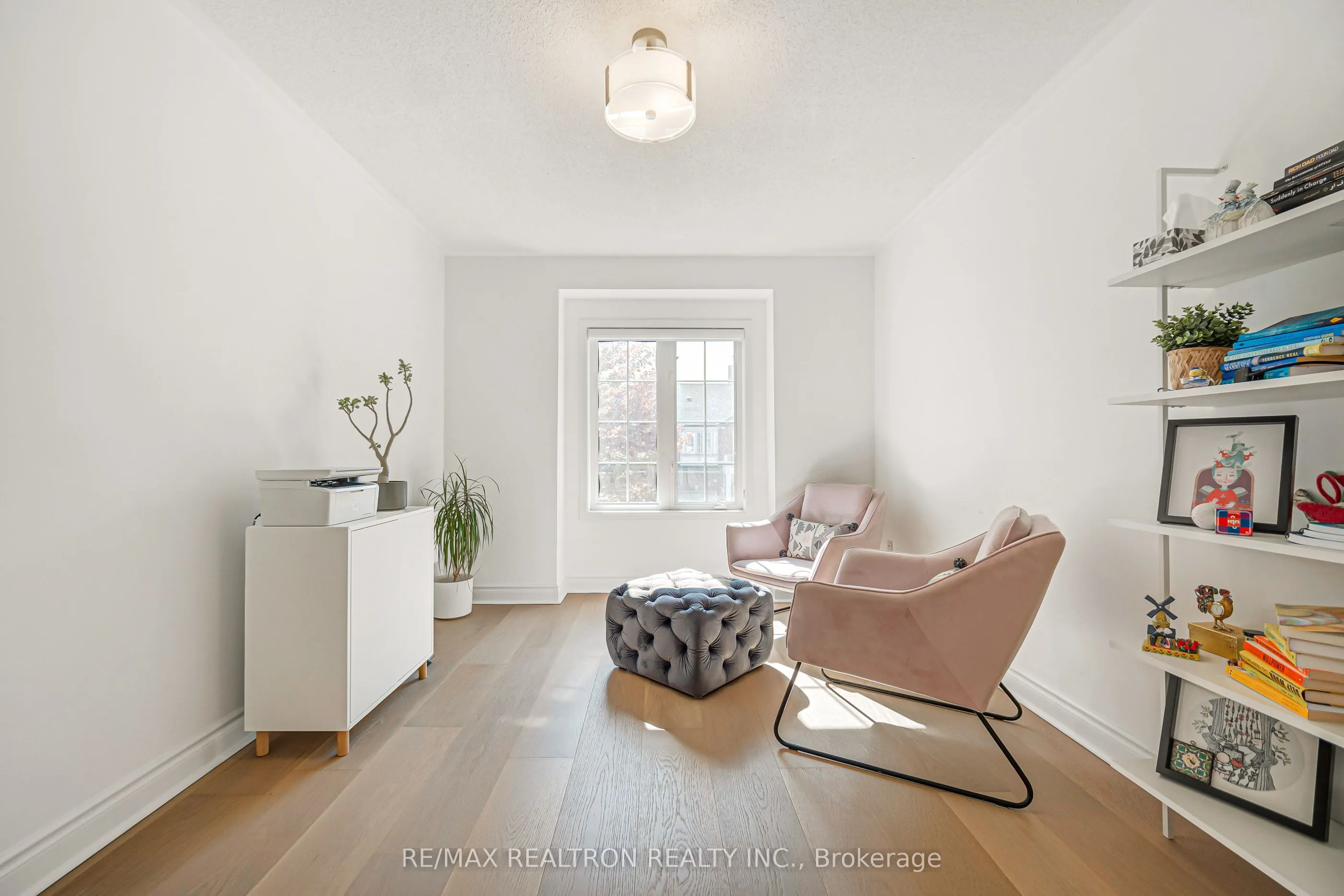 10 Macgregor Avenue