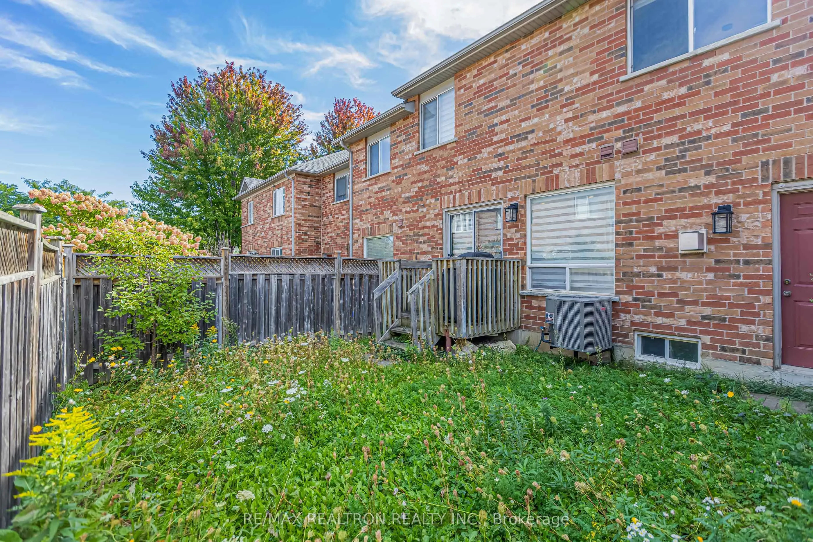 10 Macgregor Avenue