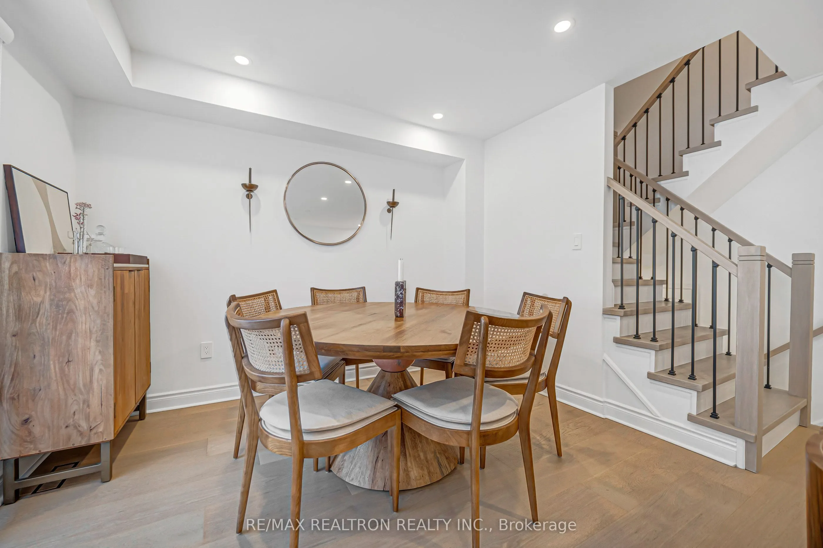 10 Macgregor Avenue