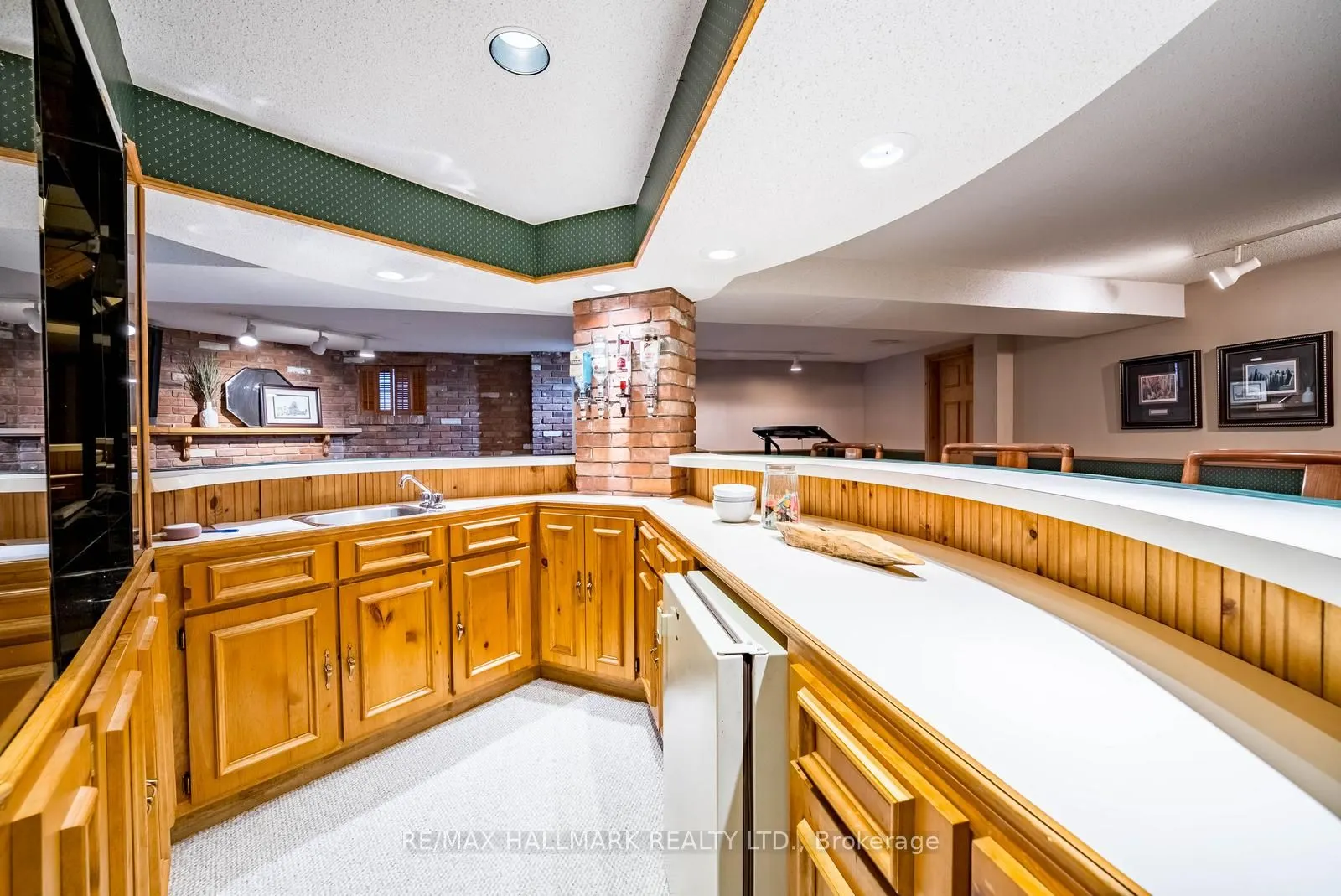 29 Longwater Chase