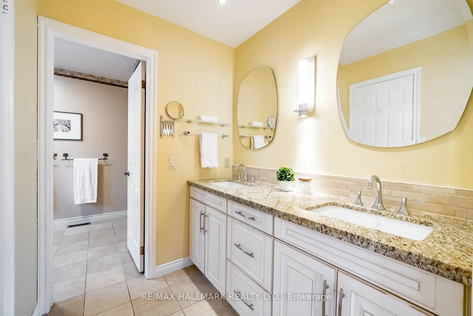 29 Longwater Chase