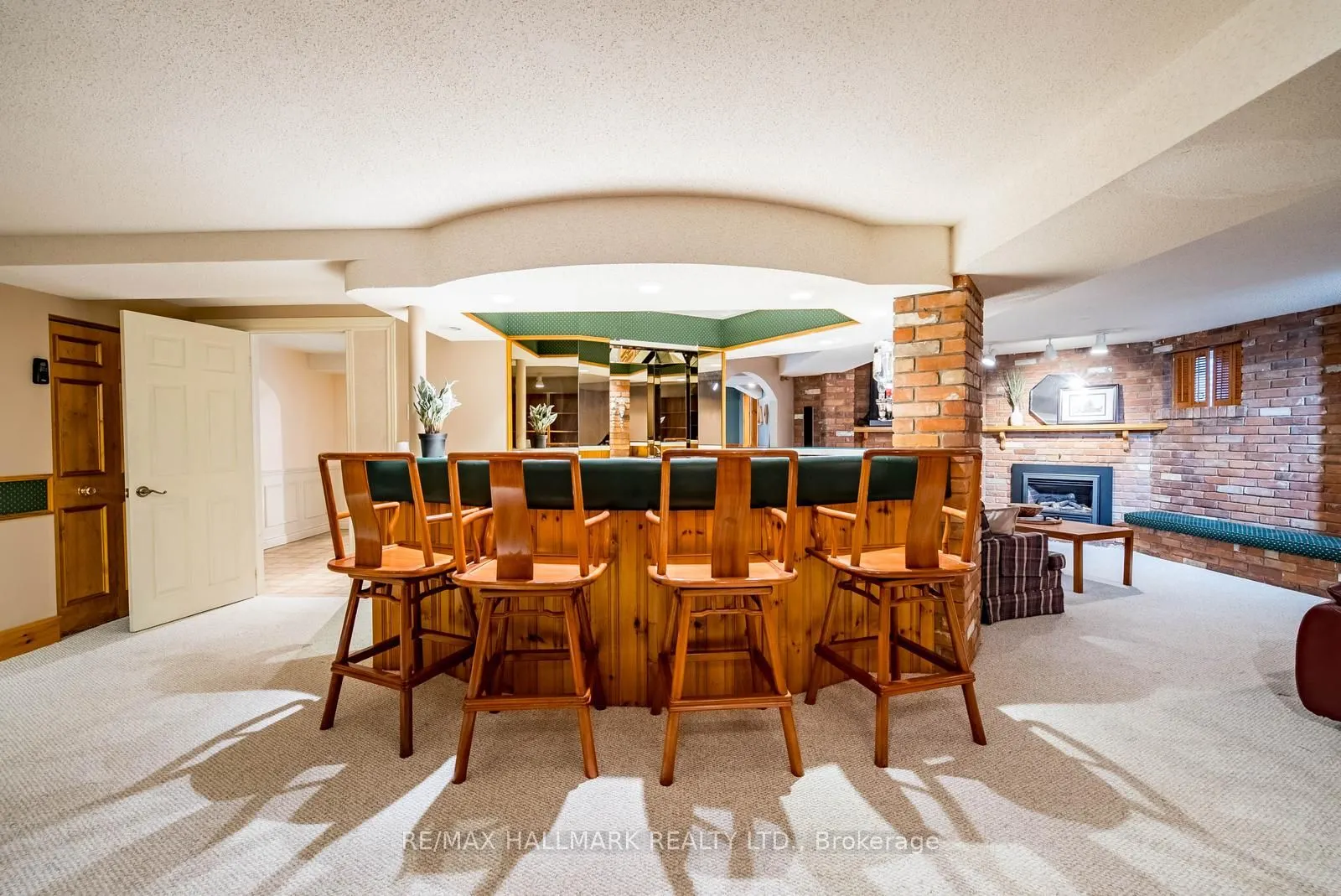 29 Longwater Chase