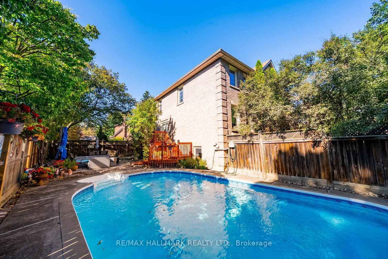29 Longwater Chase