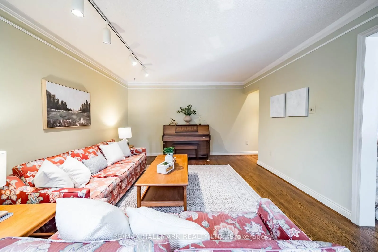 29 Longwater Chase