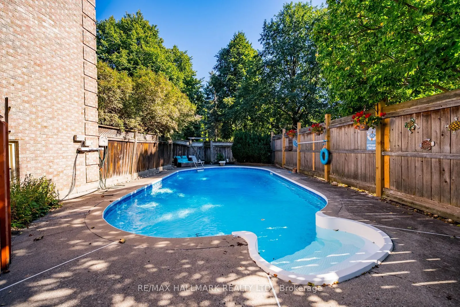 29 Longwater Chase