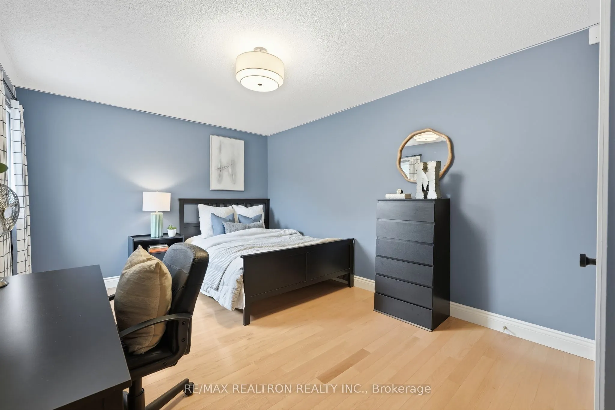 653 Exceller Circle
