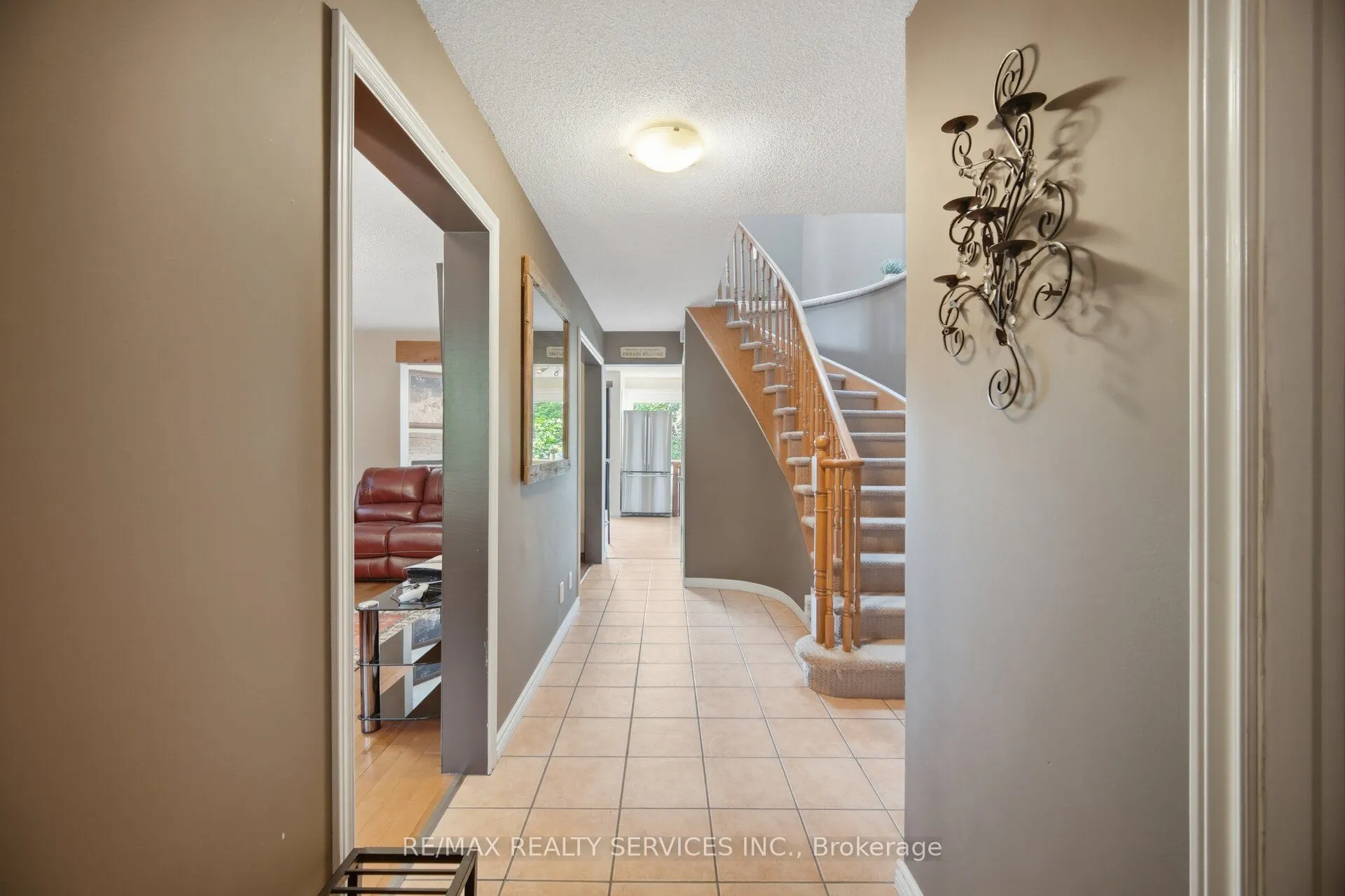 46 Magani Avenue