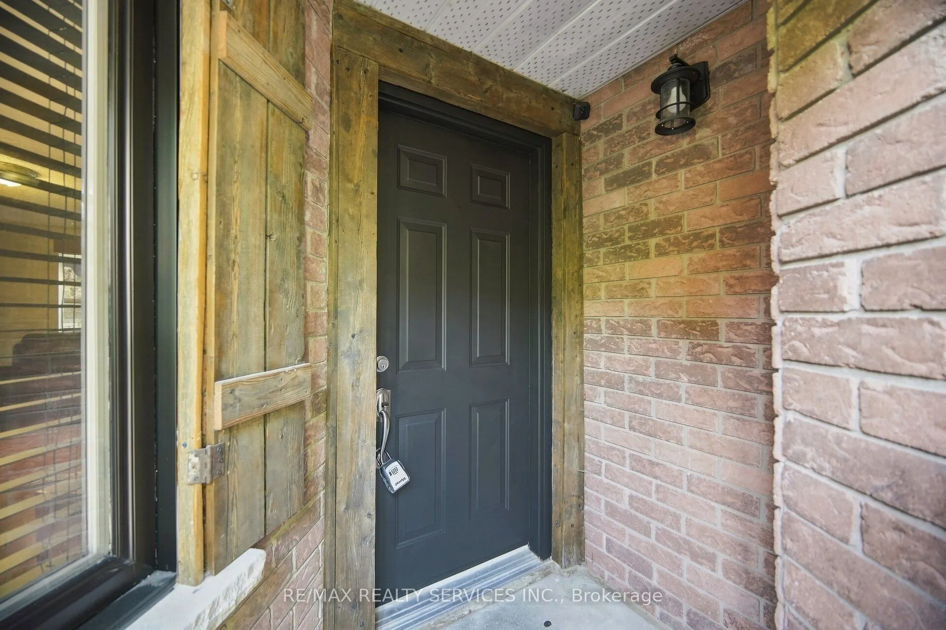 46 Magani Avenue