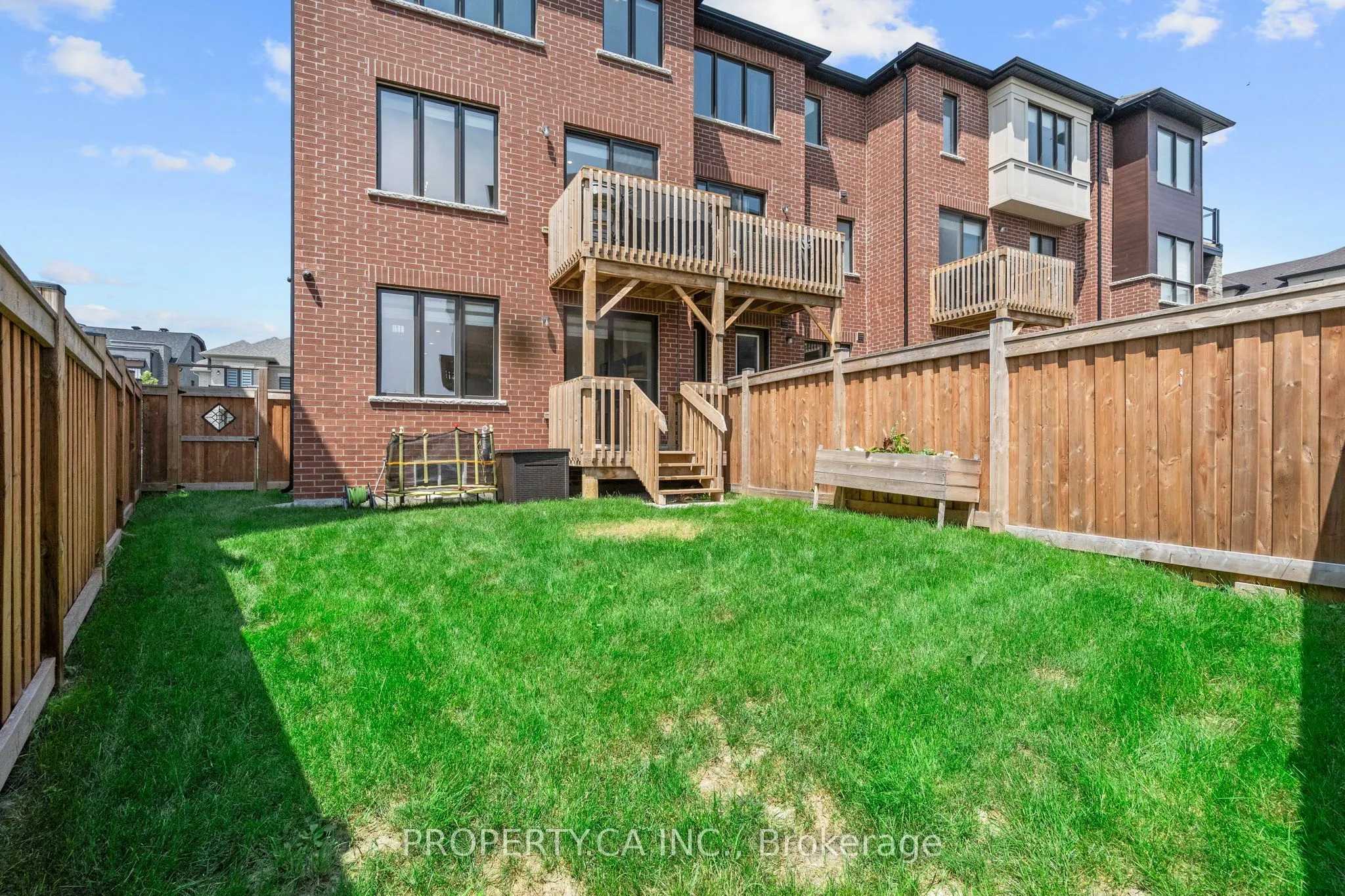 556 New England Court