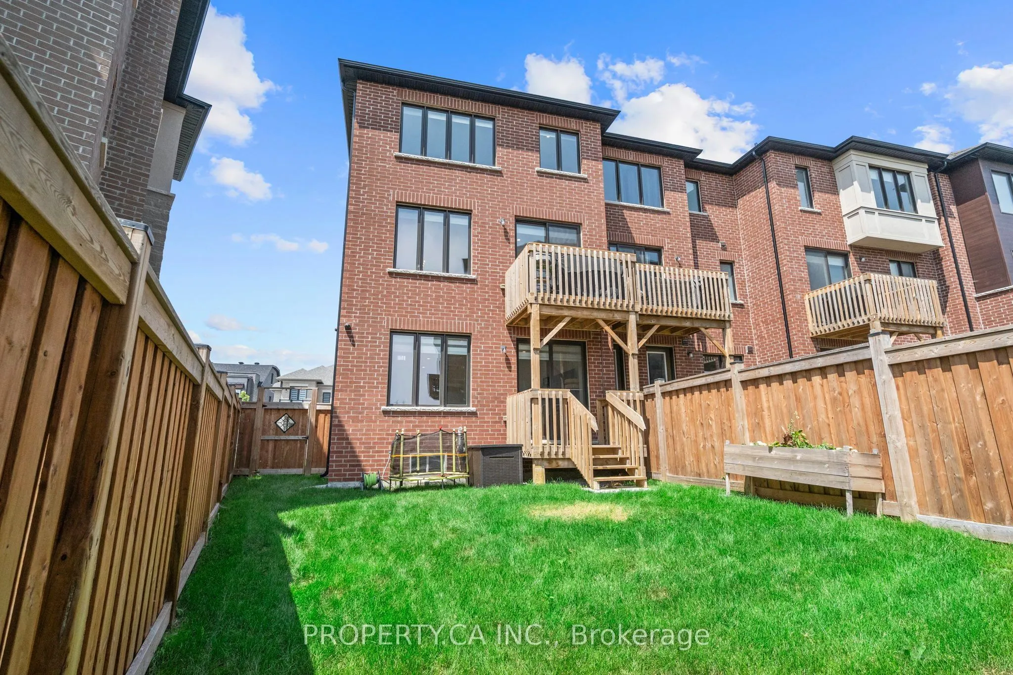 556 New England Court