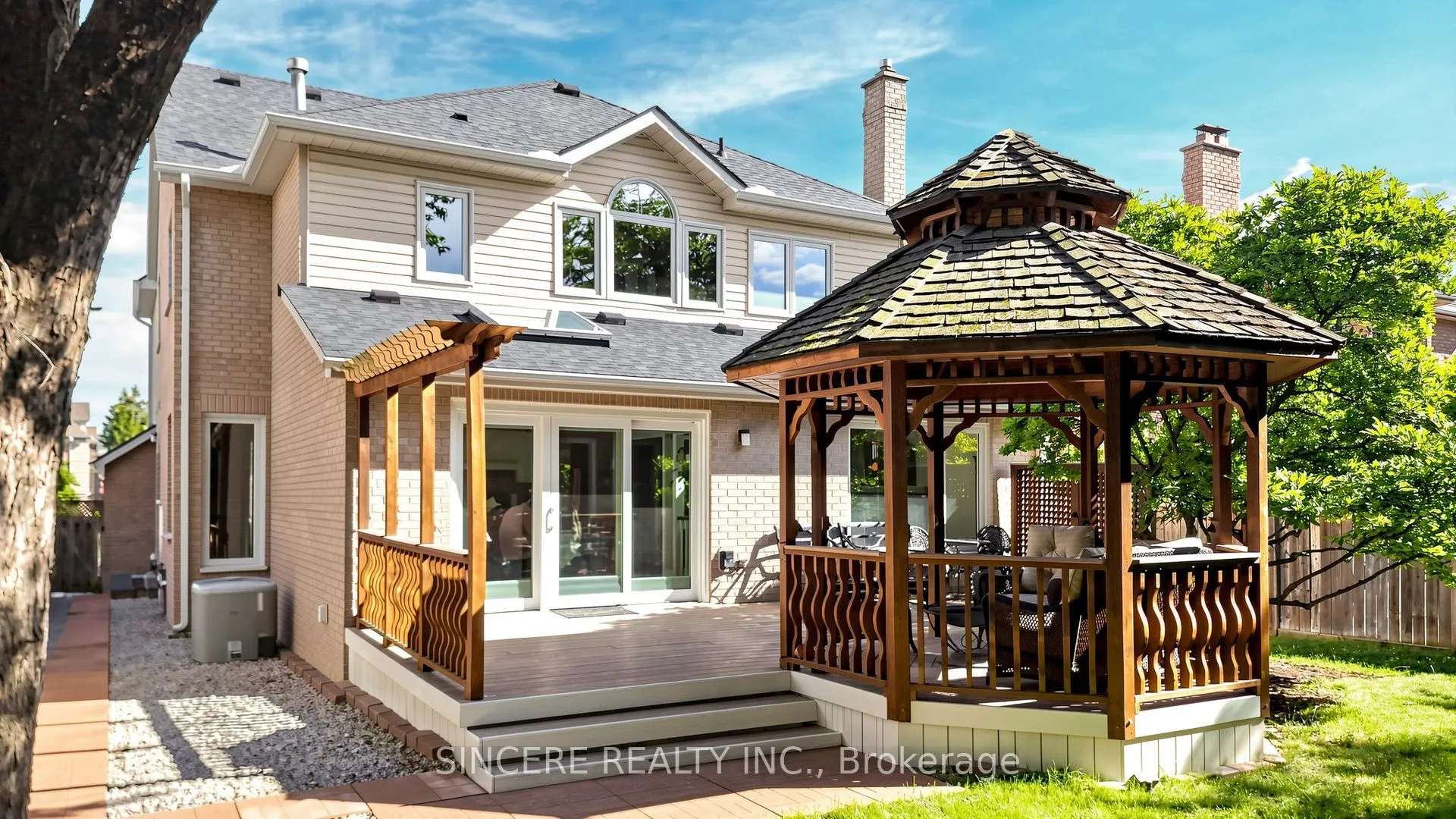 76 Braeside Square
