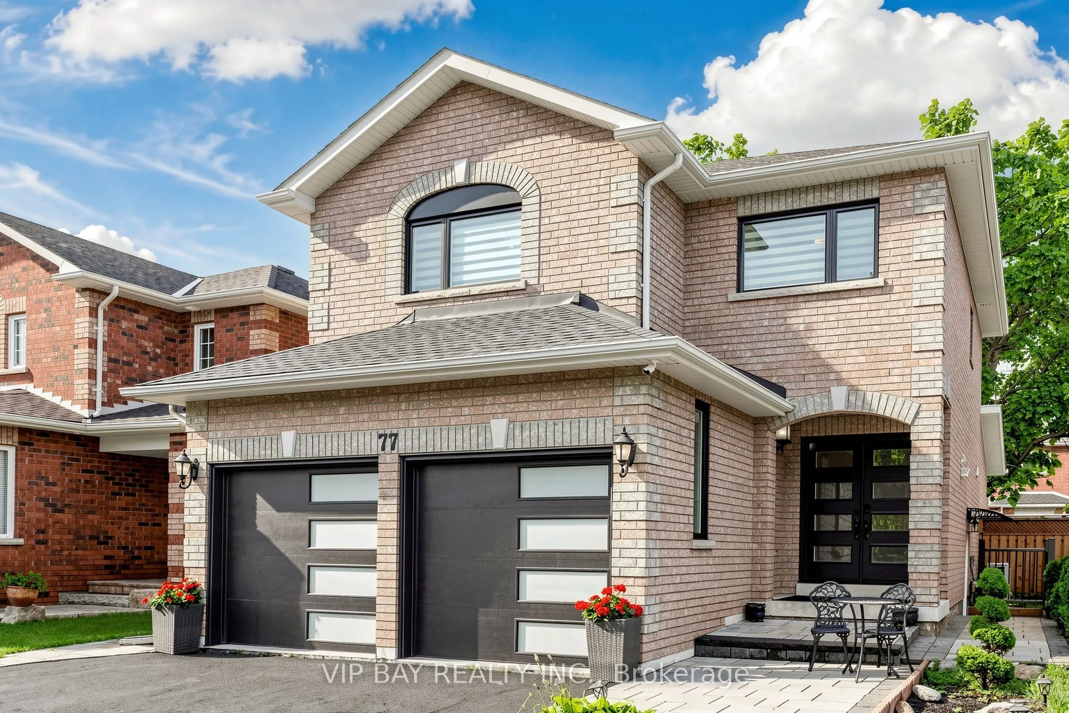 77 Amberview Drive