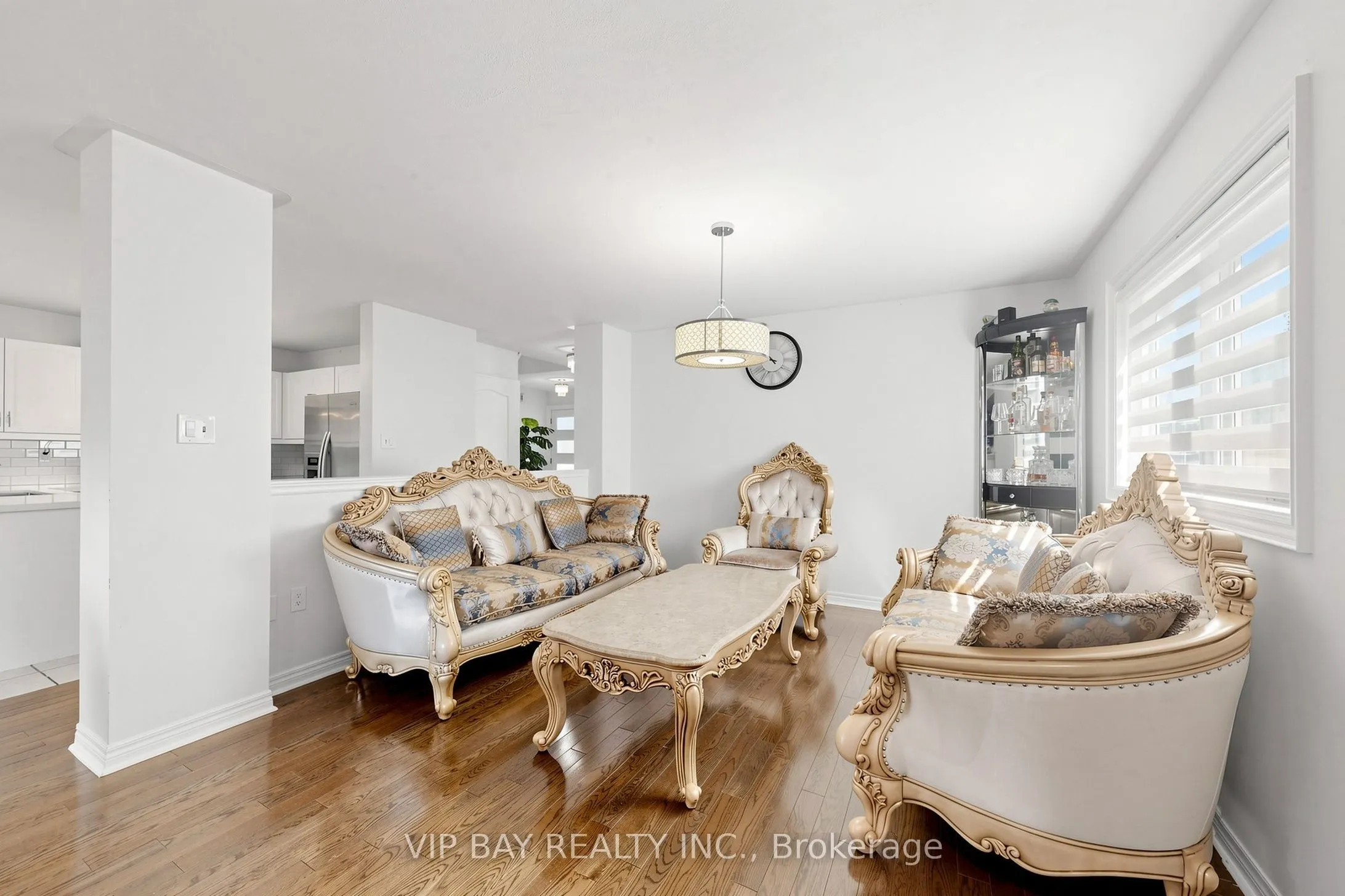 77 Amberview Drive
