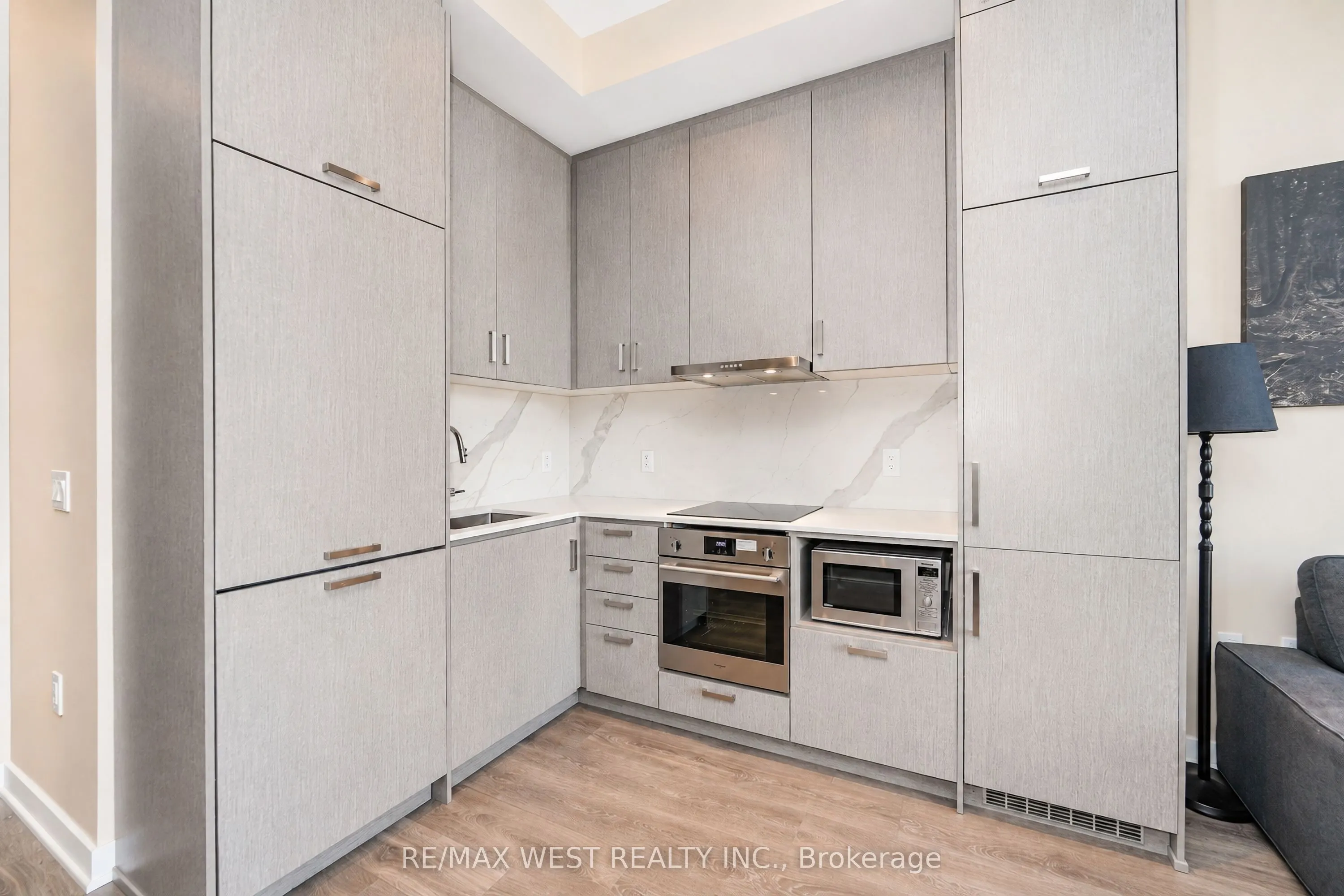 60 Honeycrisp Crescent #311