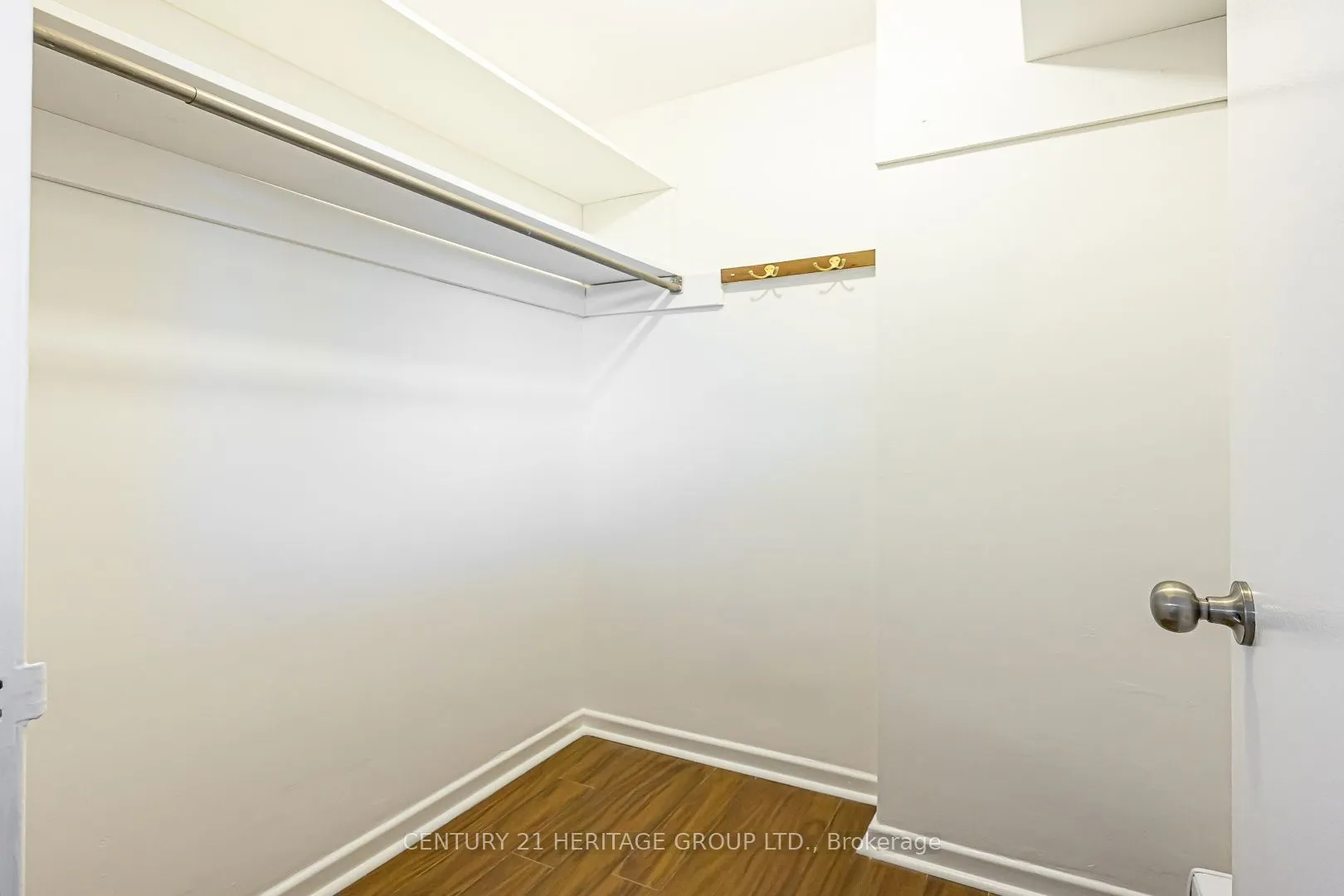 1 Royal Orchard Boulevard #502