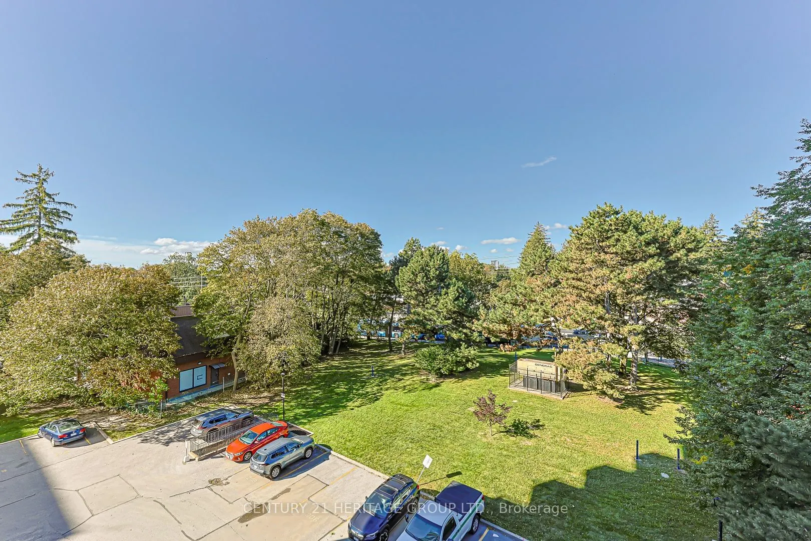 1 Royal Orchard Boulevard #502