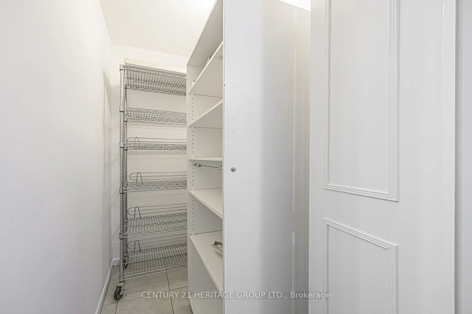 1 Royal Orchard Boulevard #502