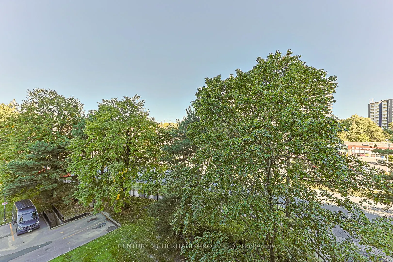1 Royal Orchard Boulevard #502