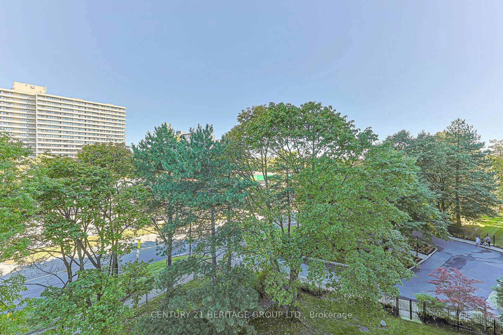 1 Royal Orchard Boulevard #502